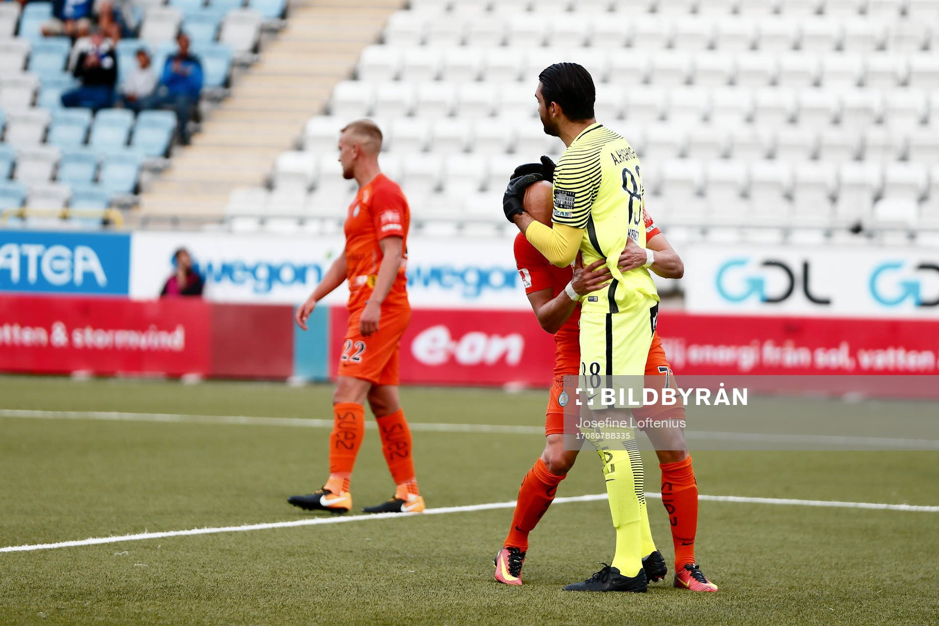 AFC Eskilstunas målvakt Alireza Haghighi och Zourab