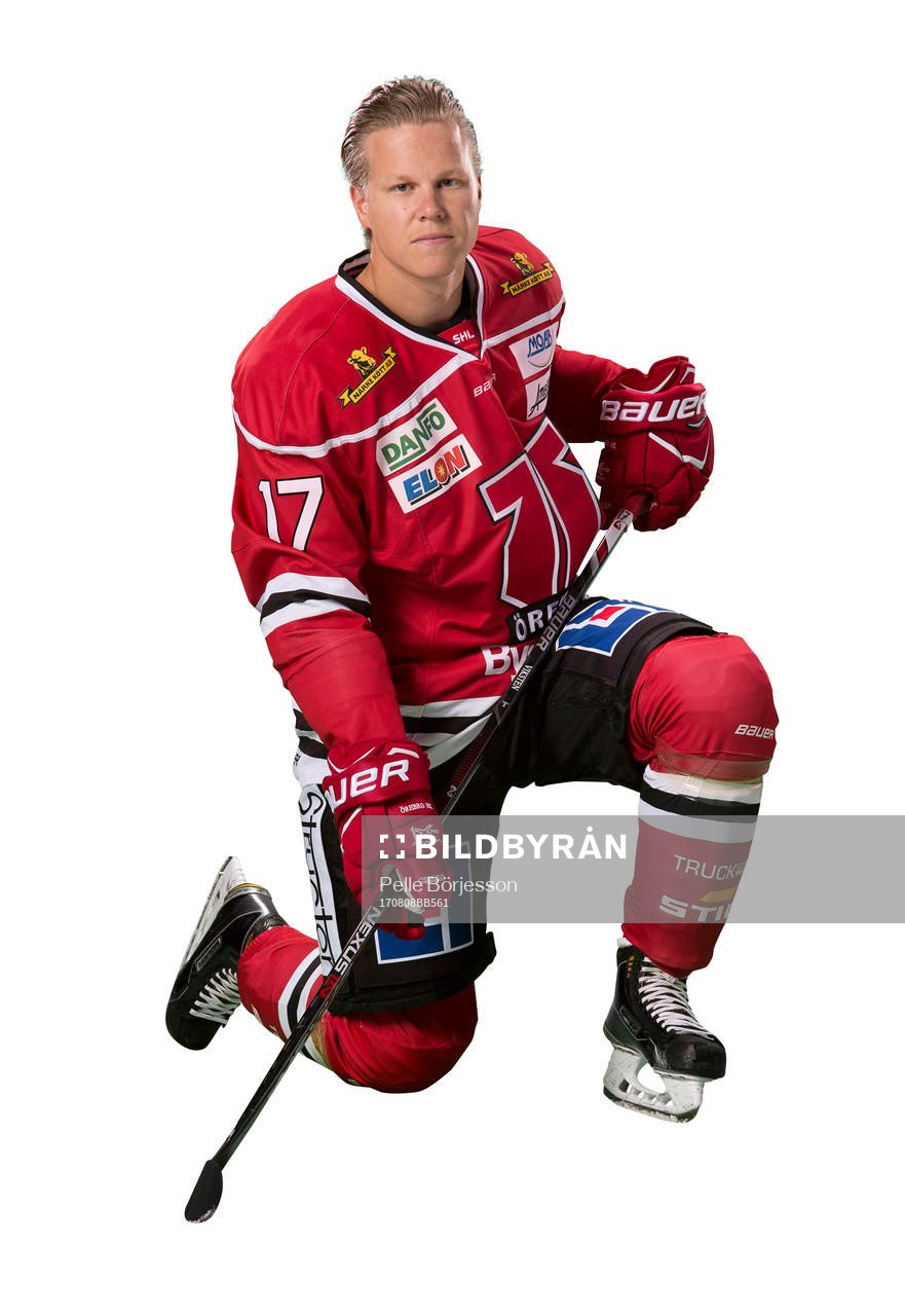 Örebros Daniel Viksten 3