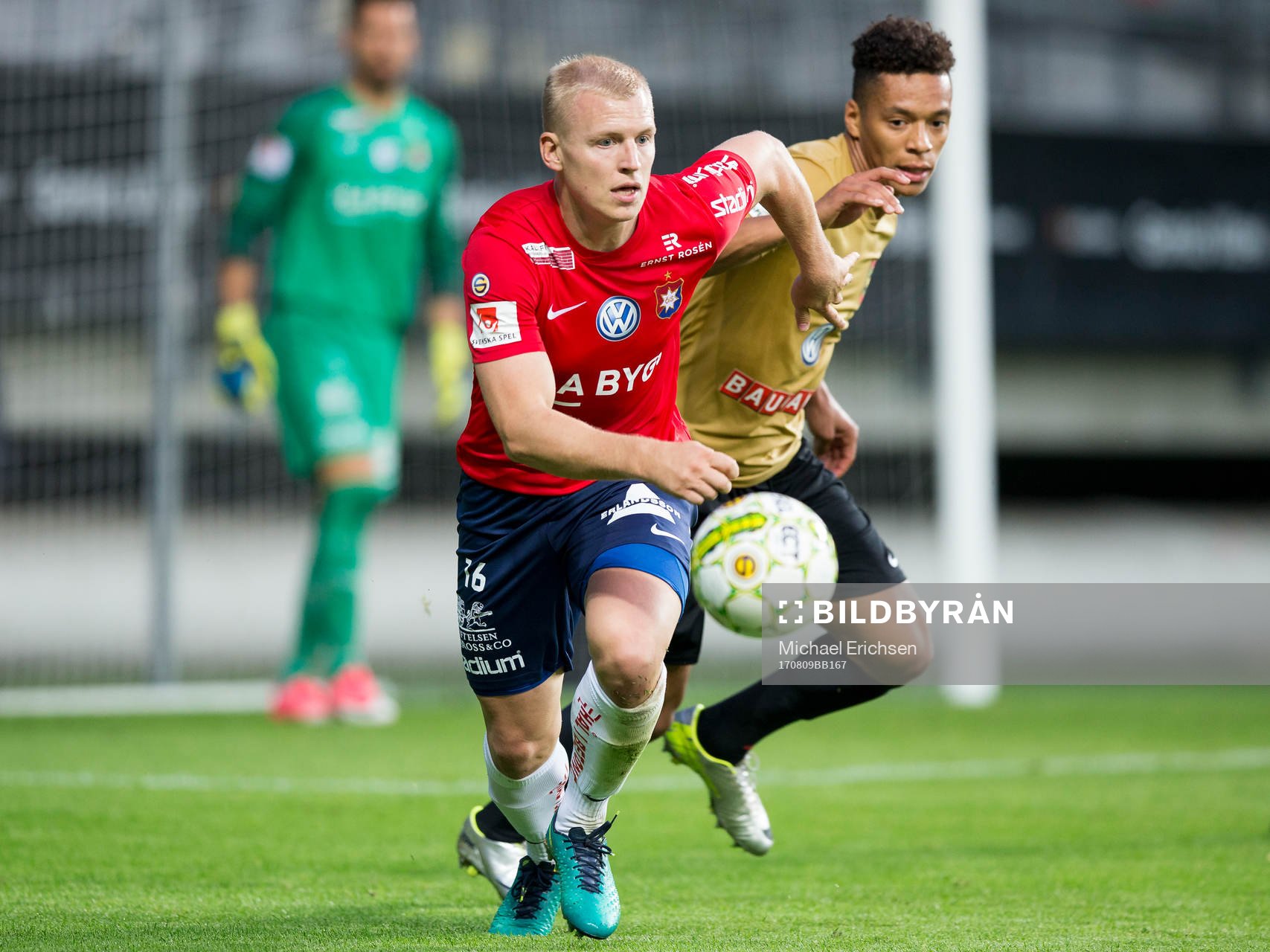 Örgrytes Petter Björlund före Brommapojkarnas Kevin