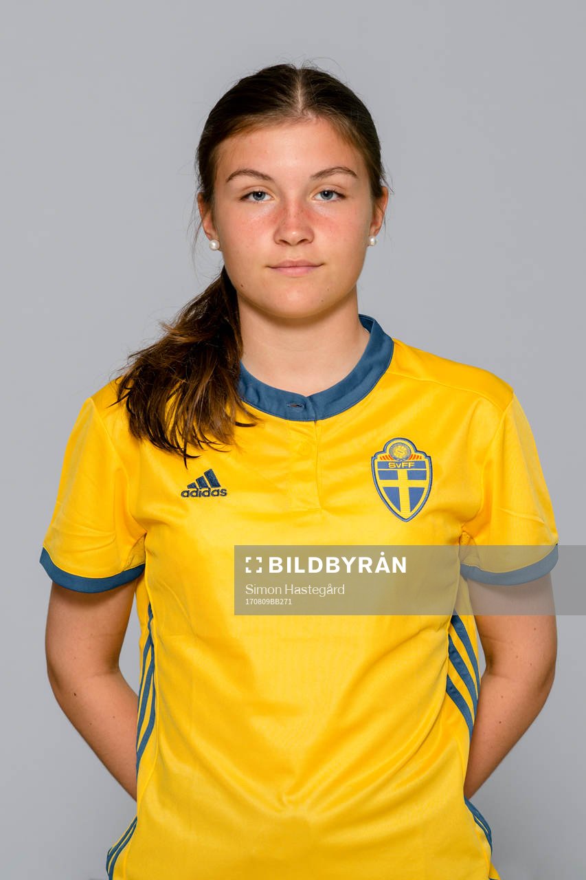 Emma Wessling i F15/02-landslaget