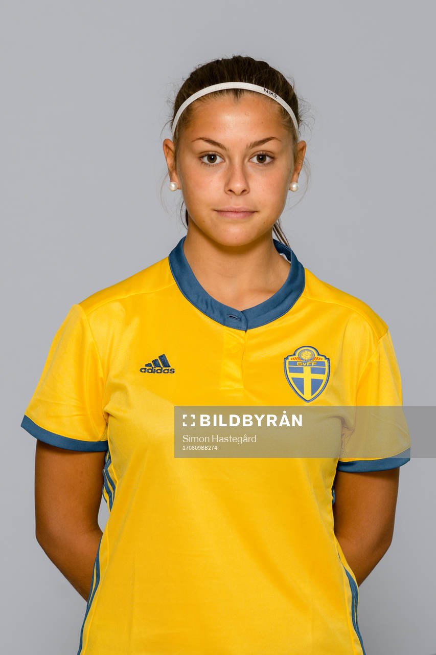Miranda Gustafsson  i F15/02-landslaget