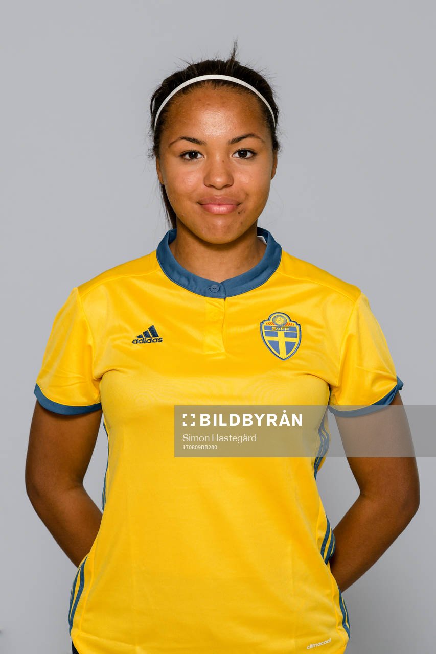 Chelsea Gibbs  i F15/02-landslaget