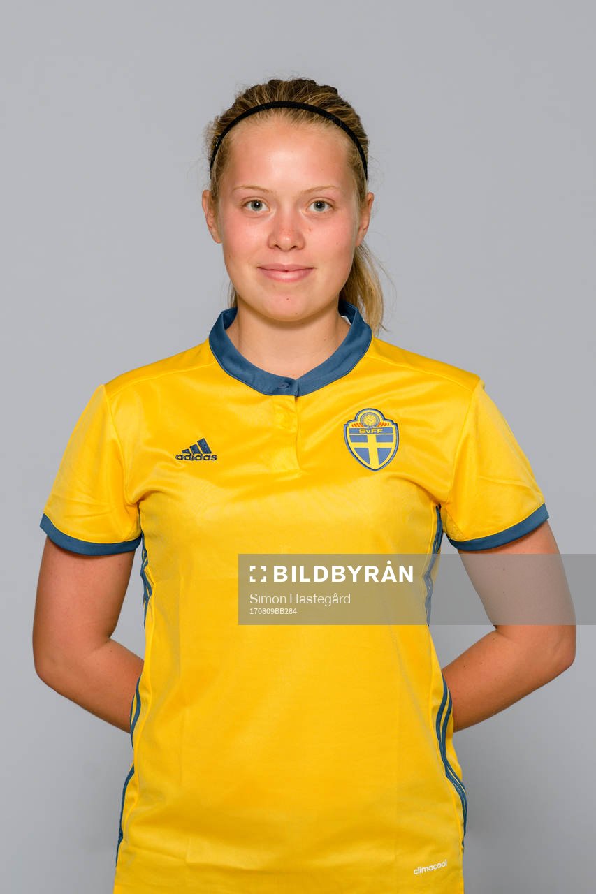 Vilma Ferdfelt i F15/02-landslaget
