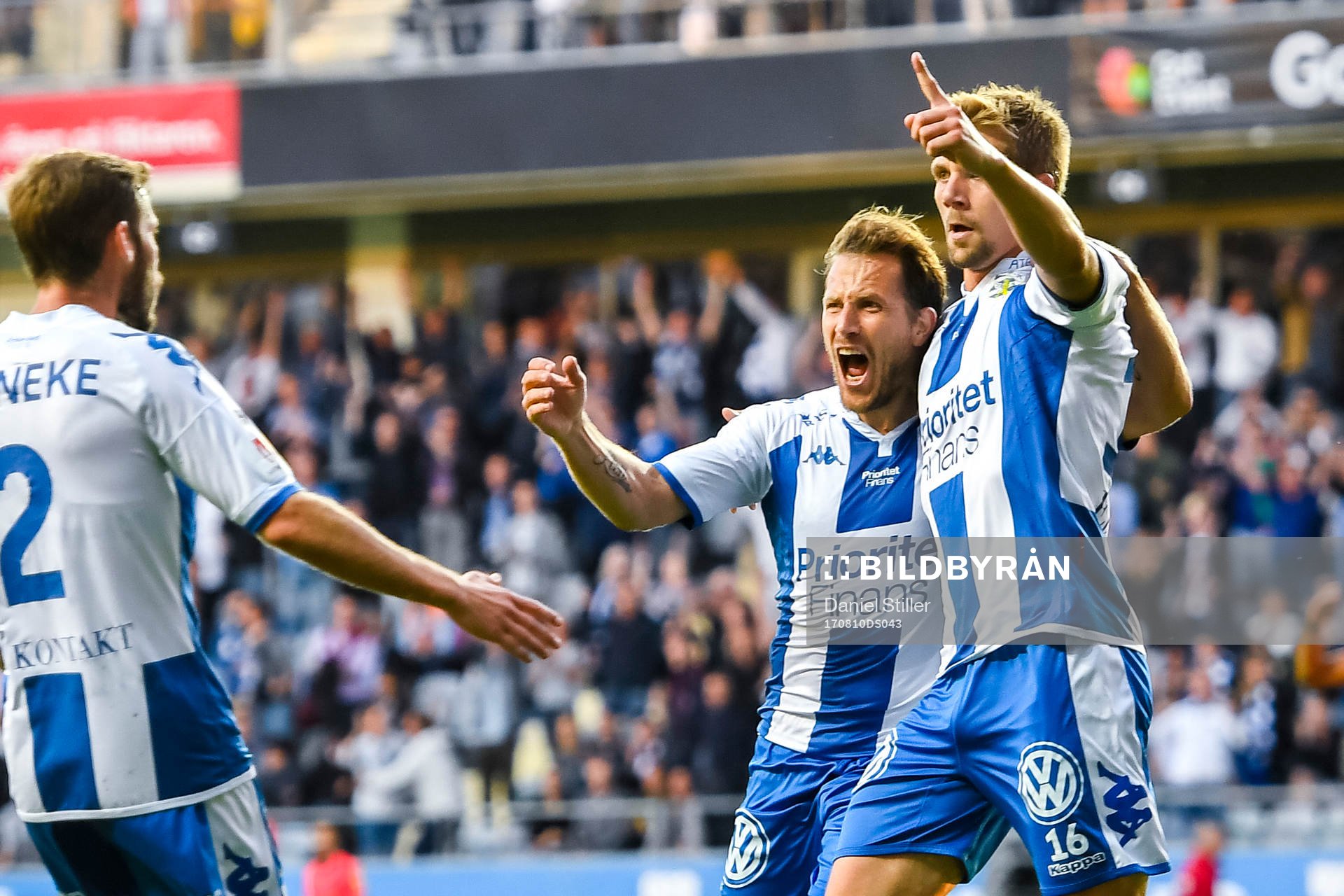 IFK Göteborgs Mikael Boman  och Tobias Hysén  jublar med