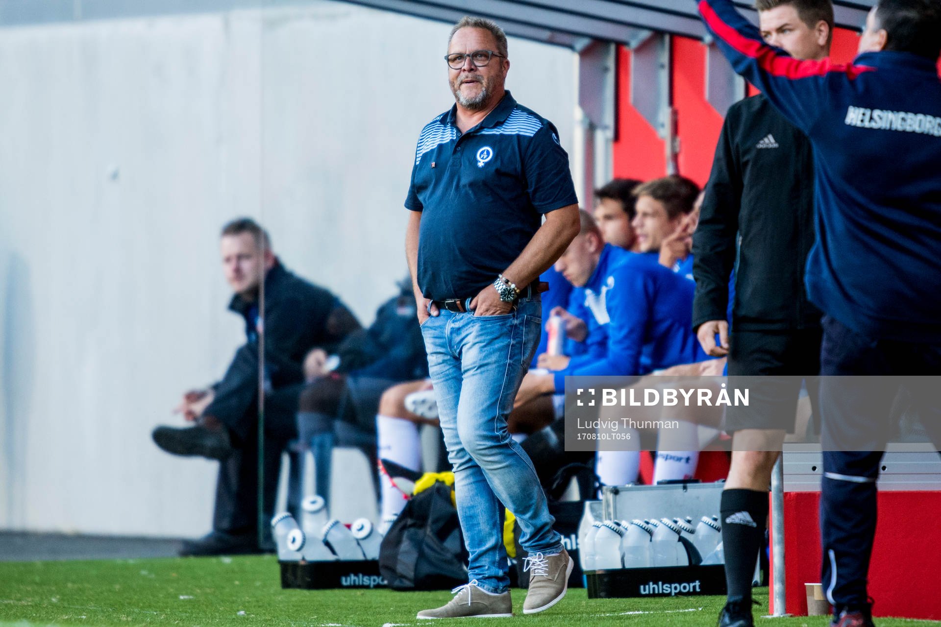Åtvidabergs tränare Roar Hansen under fotbollsmatchen i Superettan mellan Helsingborg och Åtvidaberg den 10 augusti 2017 i Helsingborg.