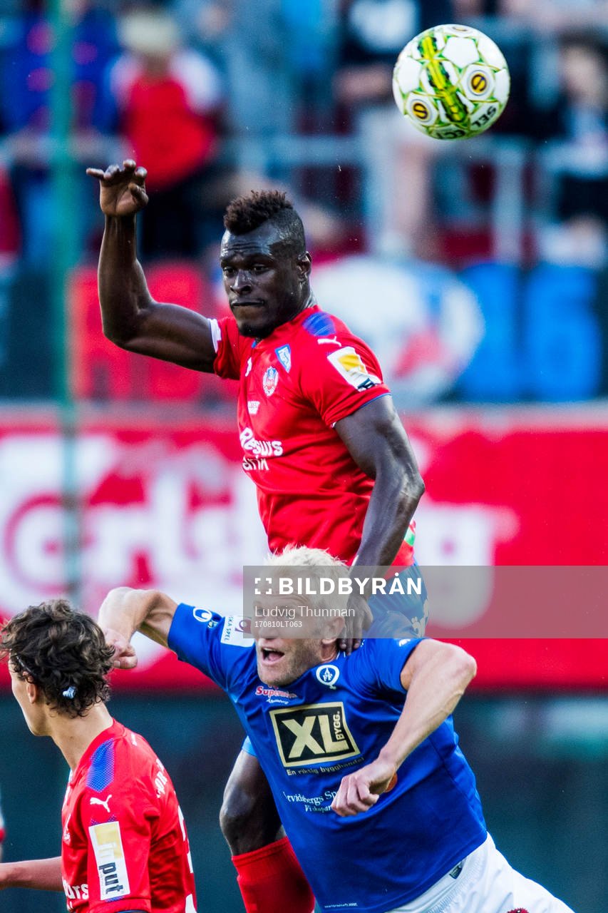 Helsingborgs Edwin Gyimah och Åtvidabergs Pekka Lagerblom