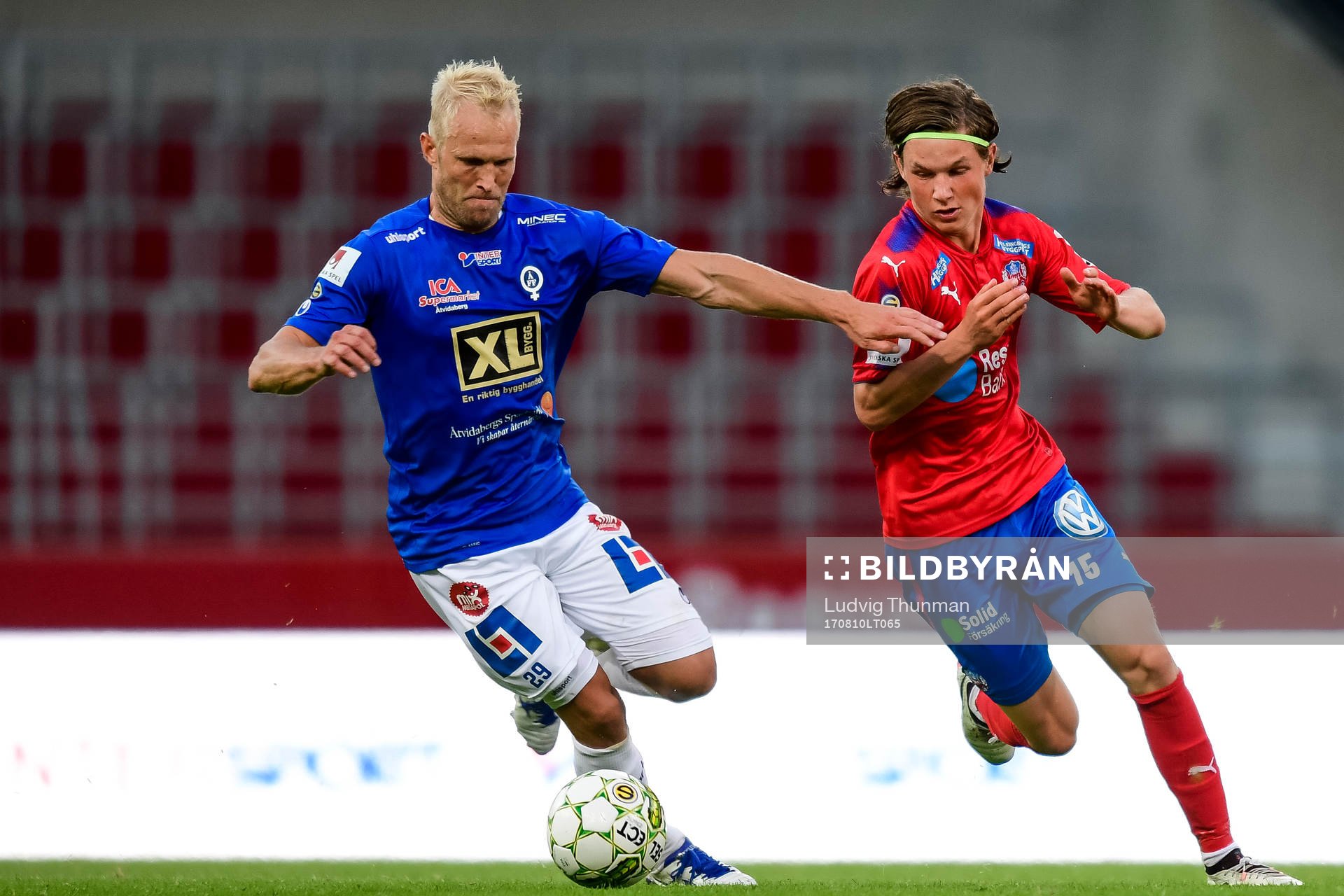 Åtvidabergs Pekka Lagerblom och Helsingborgs Max Svensson