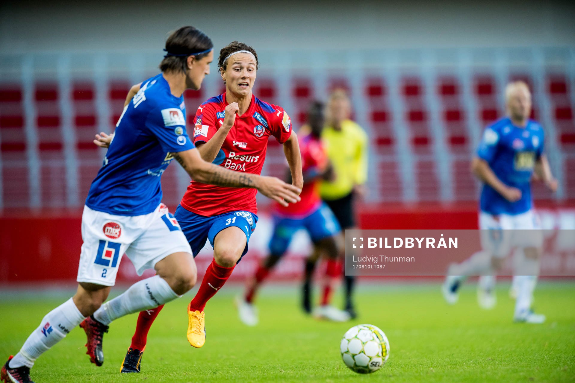 Åtvidabergs Jon Birkfeldt och Helsingborgs Alex Timossi