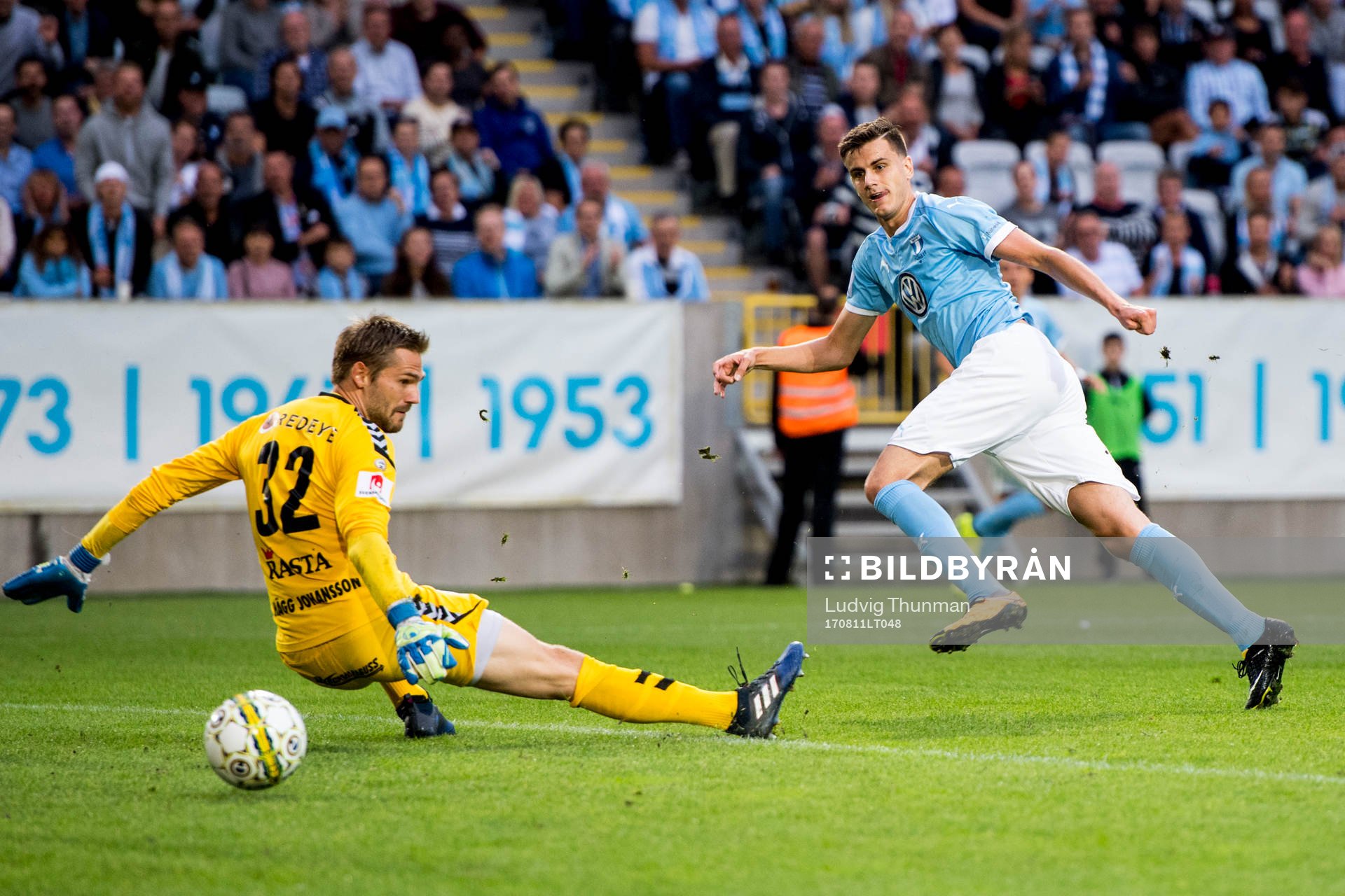 Malmö FFs Alexander Jeremejeff gör 2-0 bakom Kalmars