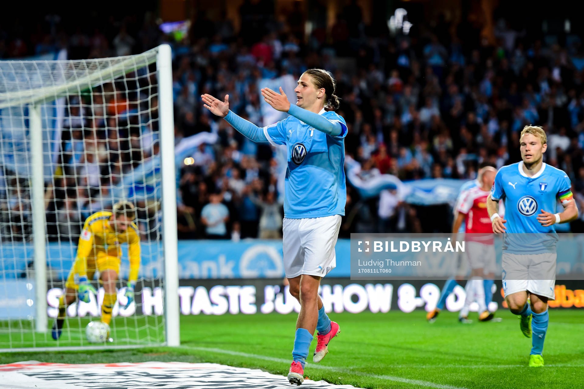 Malmö FFs Pawel Cibicki jublar