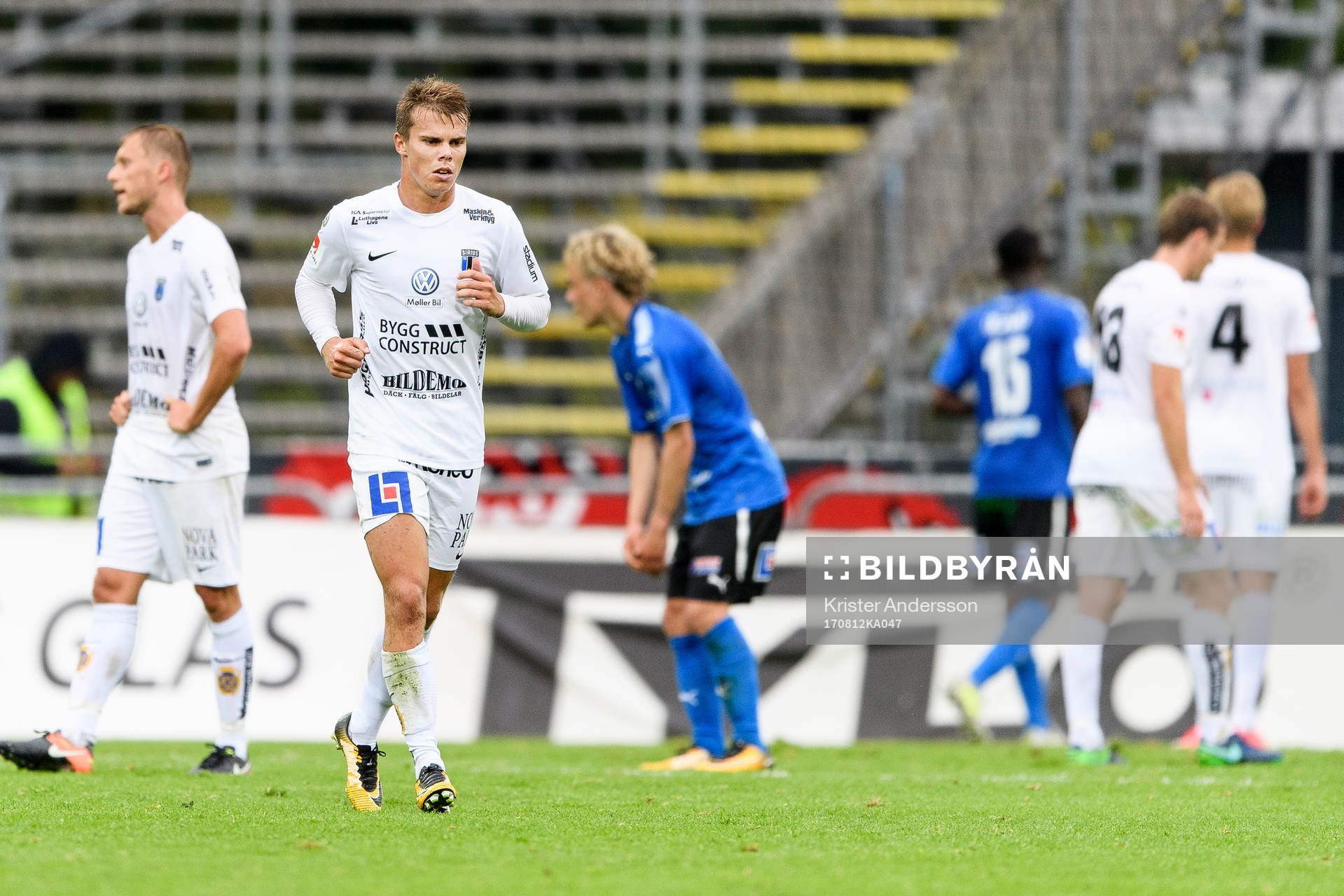 Sirius Elias Andersson blir utbytt