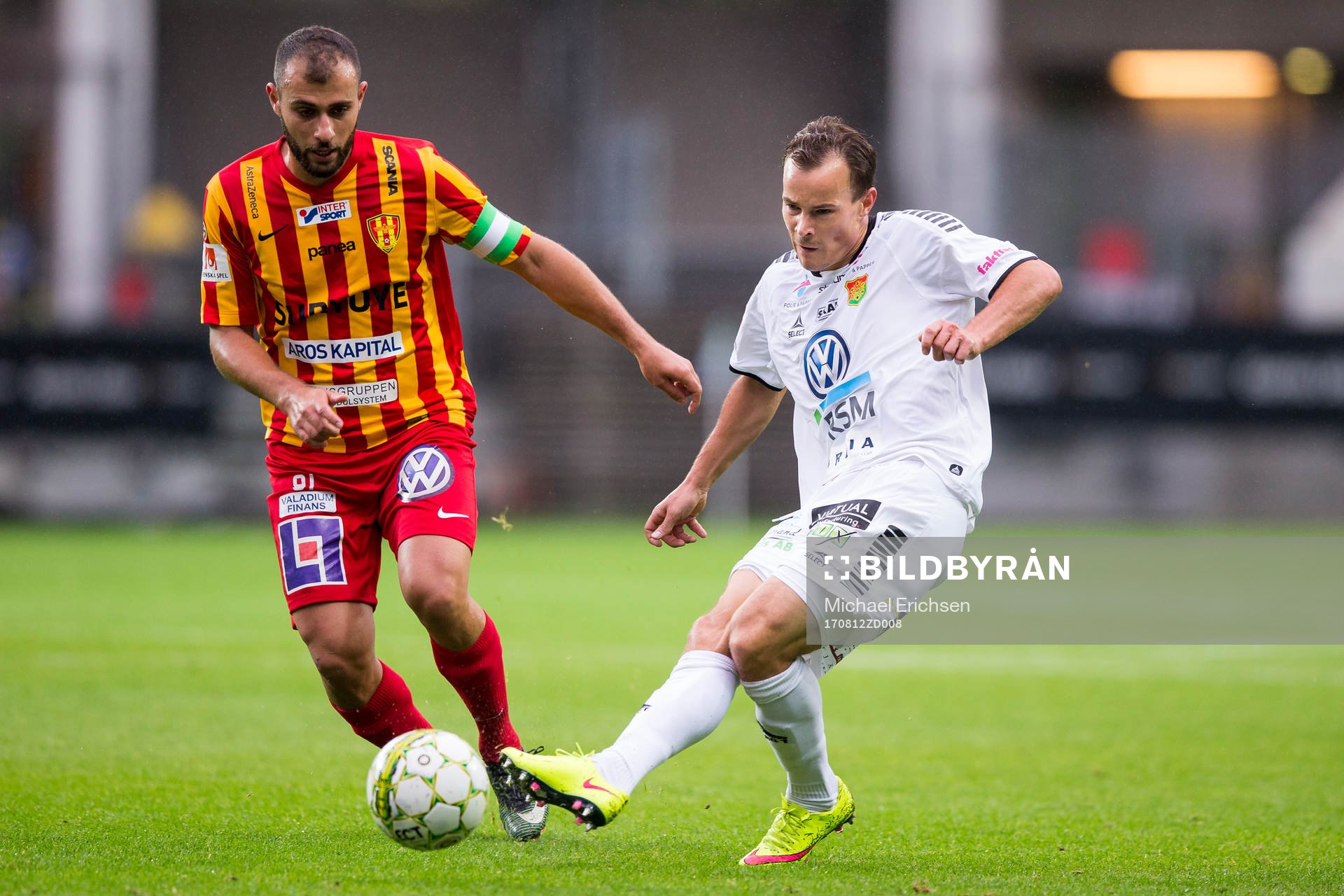 GAIS Anton Wede slår en pass