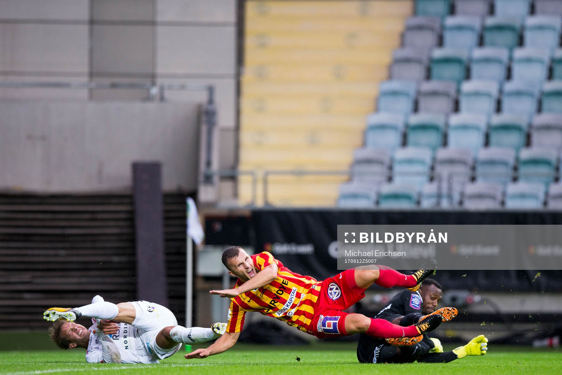 GAIS Simon Silverholt faller