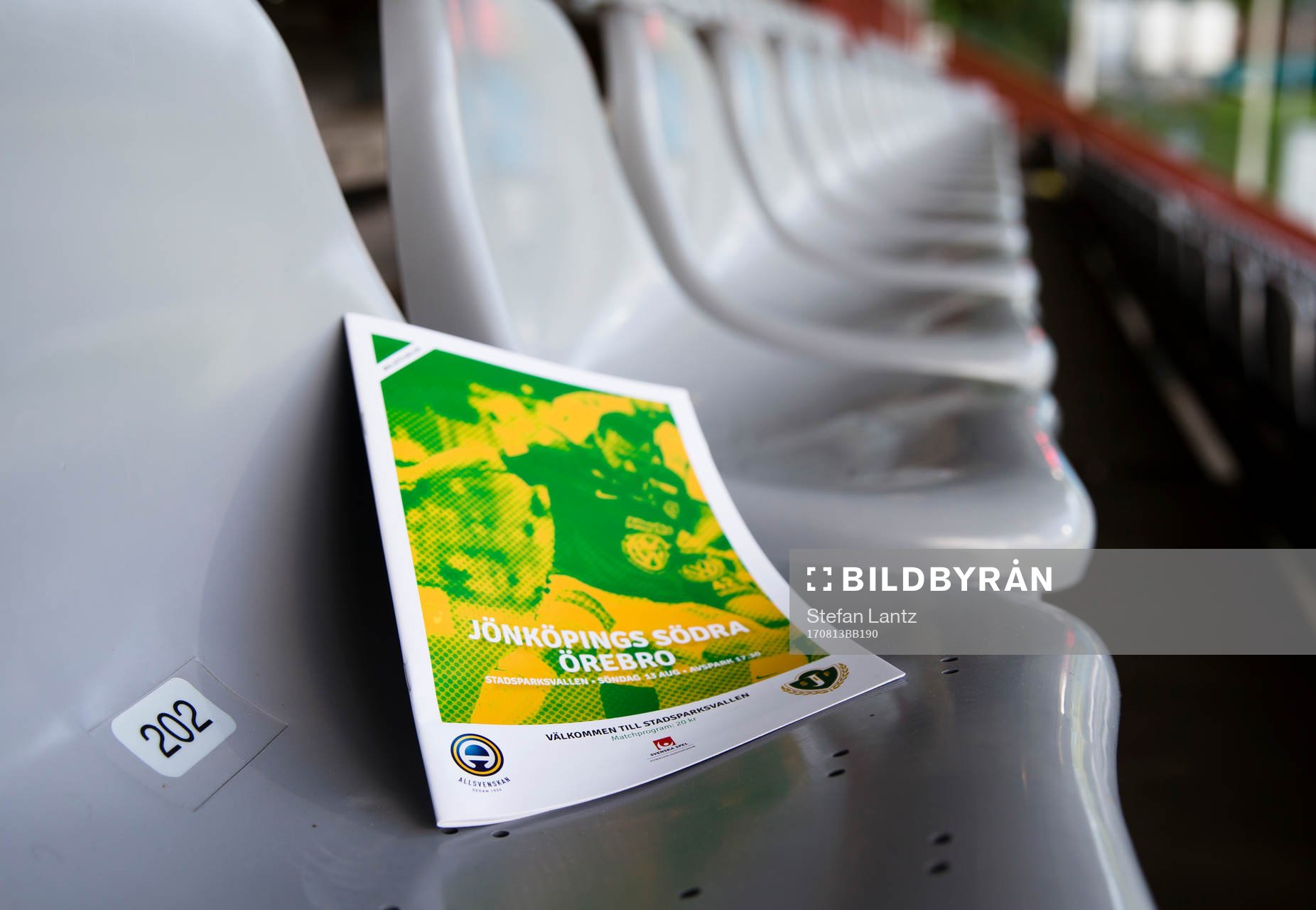 Matchprogram på läktaren