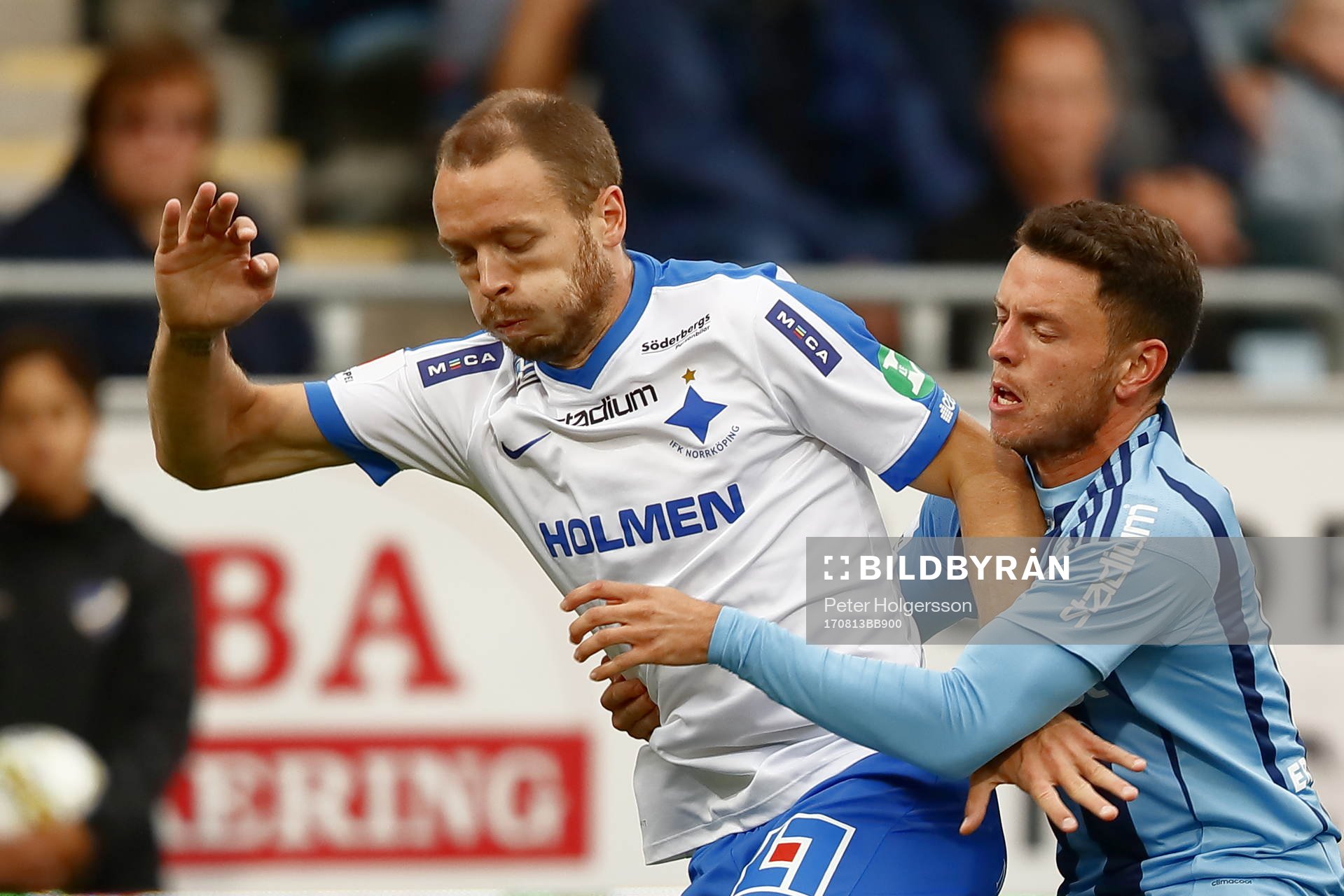 Norrköpings Jón Gudni Fjóluson och Djurgårdens Kerim