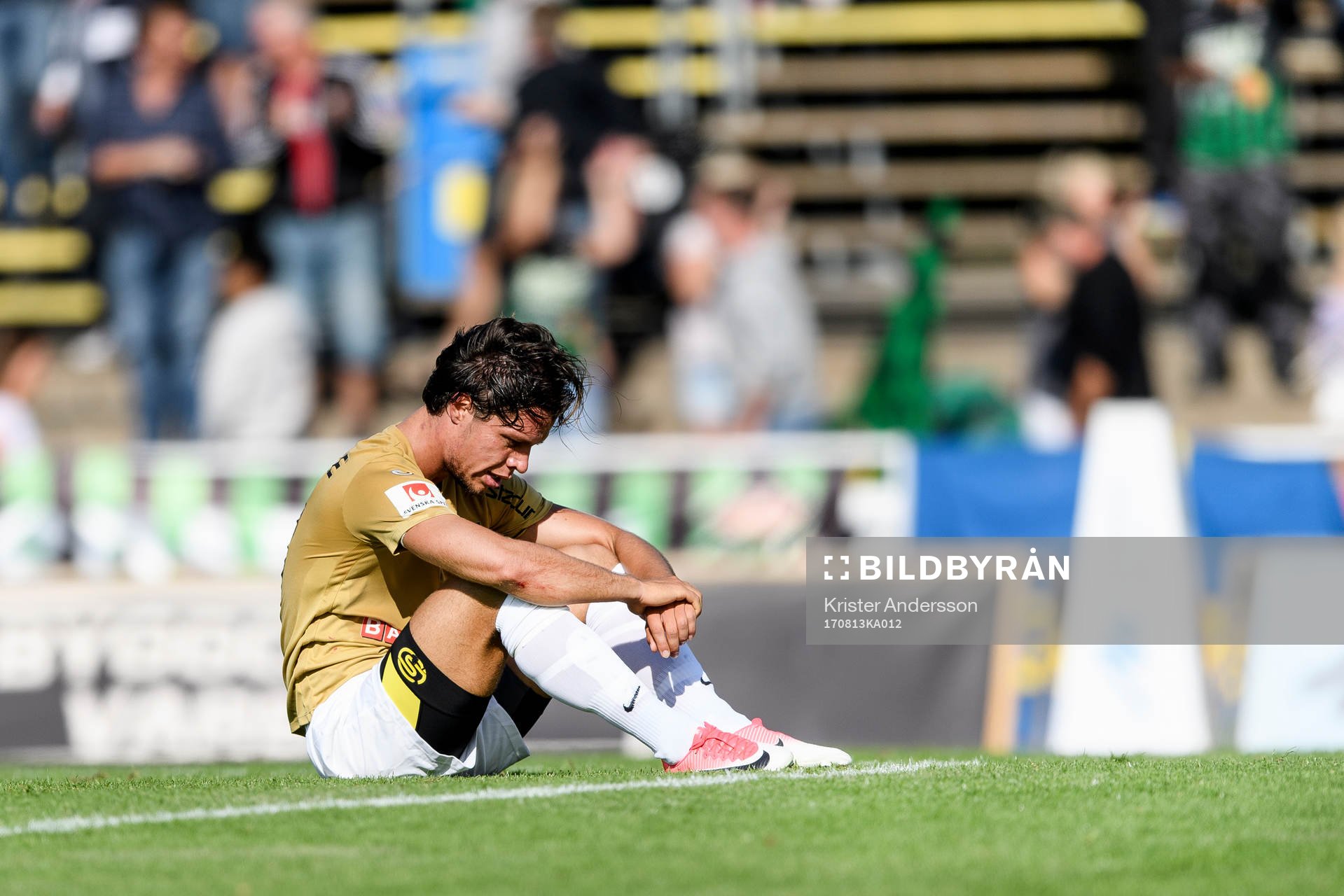 Brommapojkarnas Erik Figueroa deppar