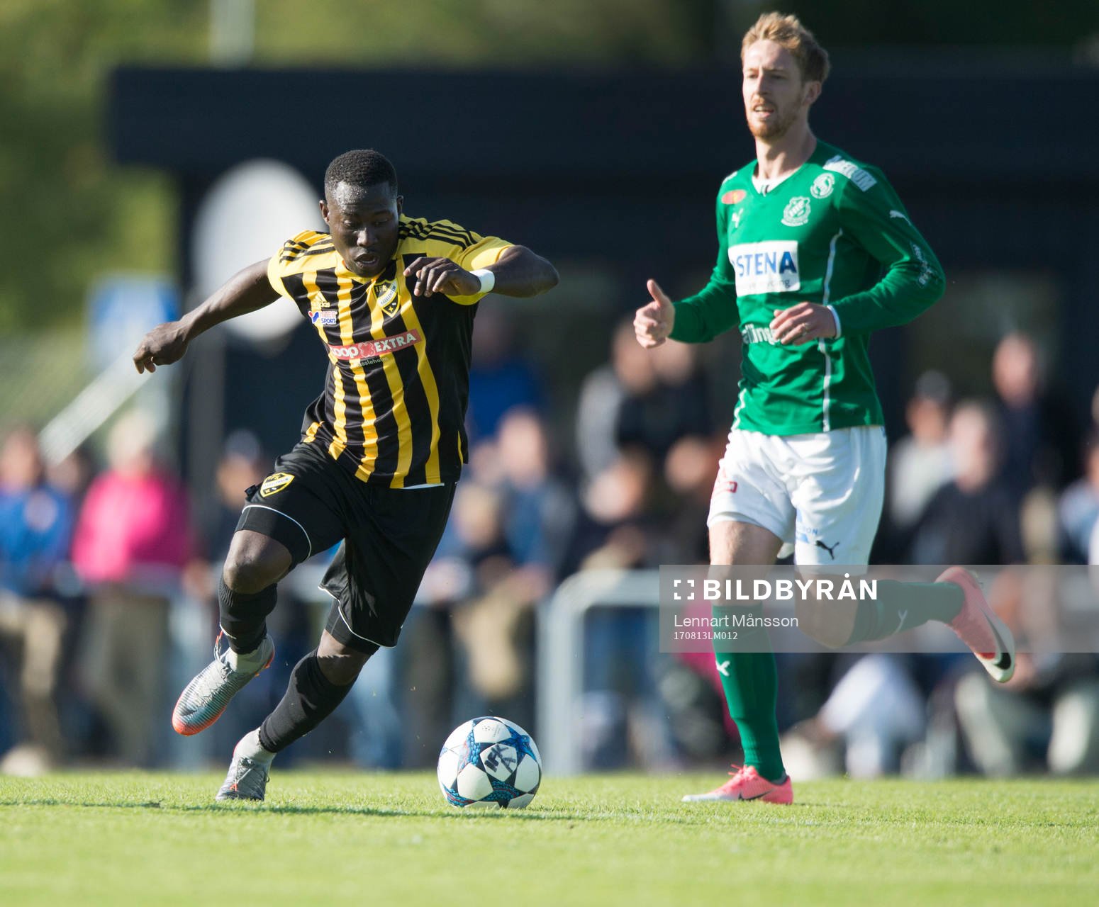 IFK Hässleholms  Mike Andrew i matchen i division 2 mellan