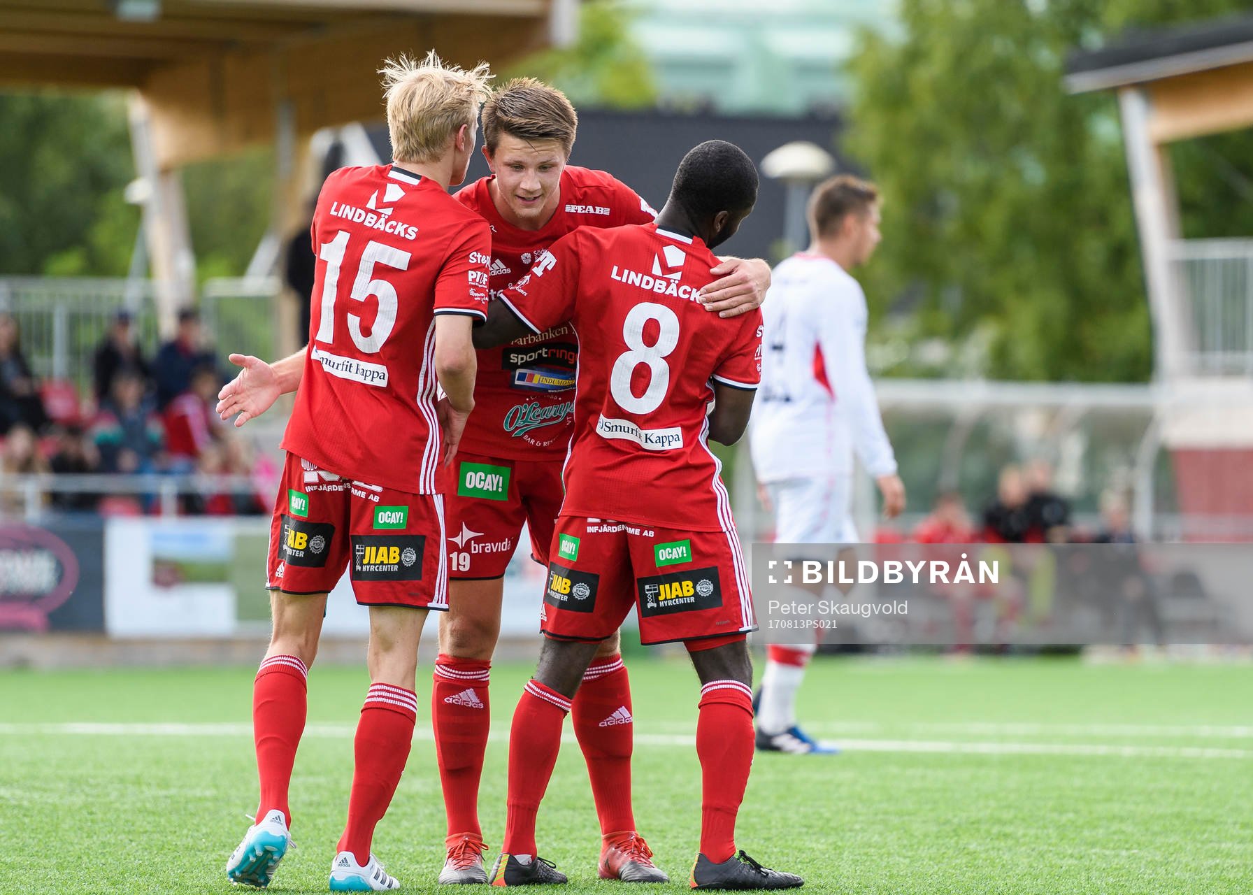 Piteås Joel Edström (m) jublar