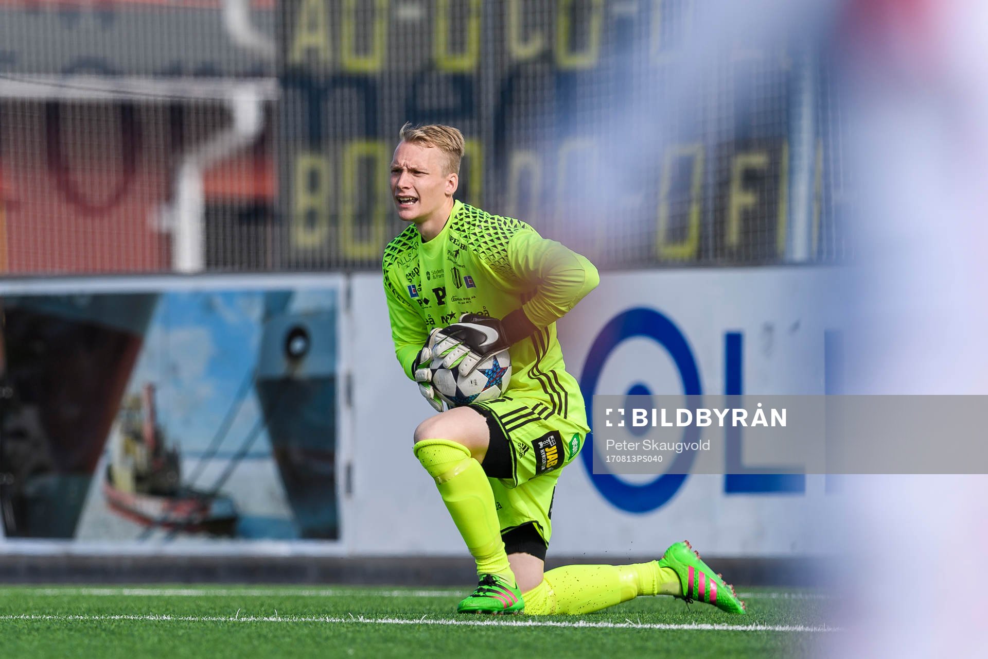 Piteås målvakt Tomas Adell under fotbollsmatchen i Division 2 Norrland mellan Piteå och Anundsjö den 13 Augusti 2017 i Piteå.
