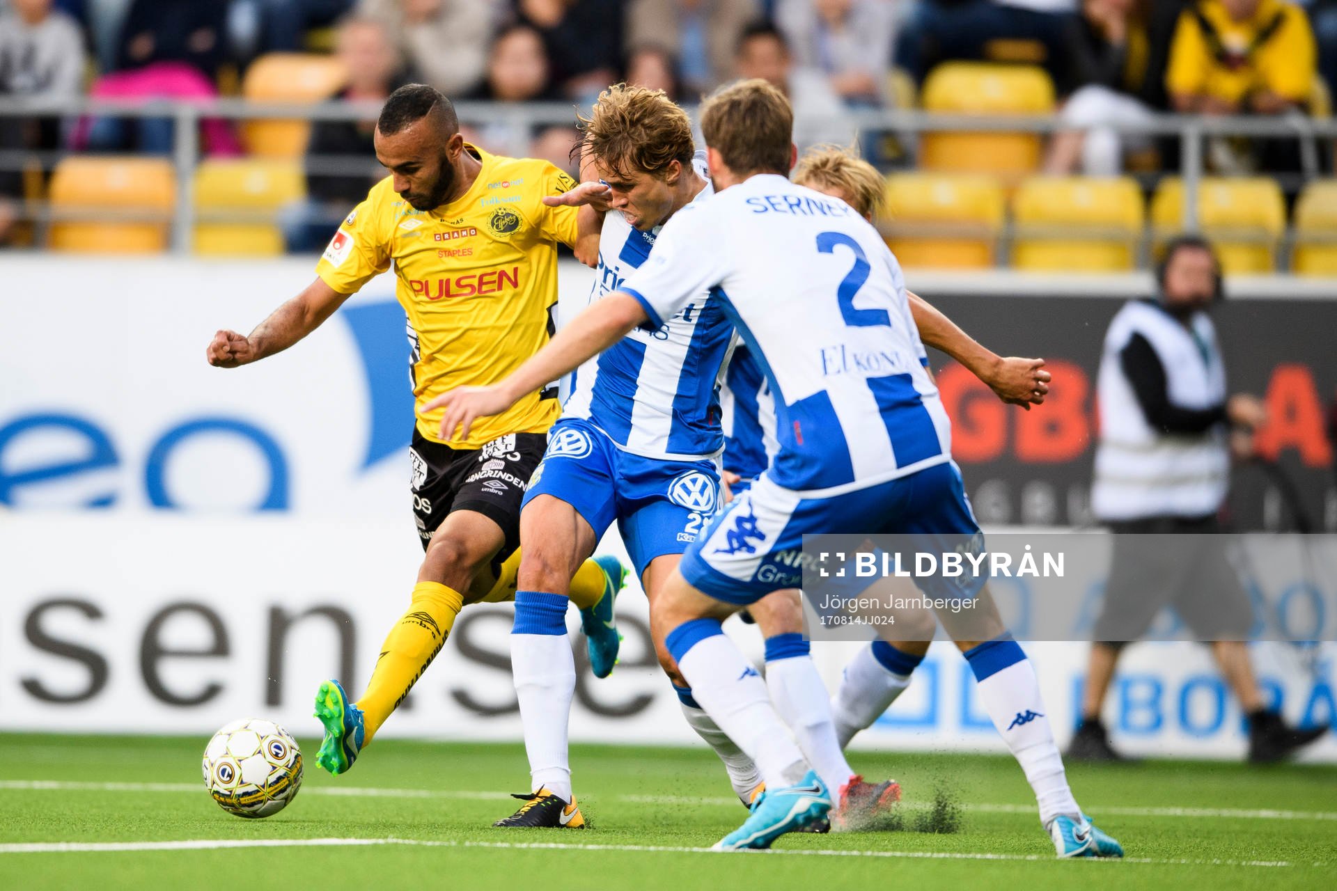 Elfsborgs Issam Jebali och IFK Göteborgs Thomas Rogne och