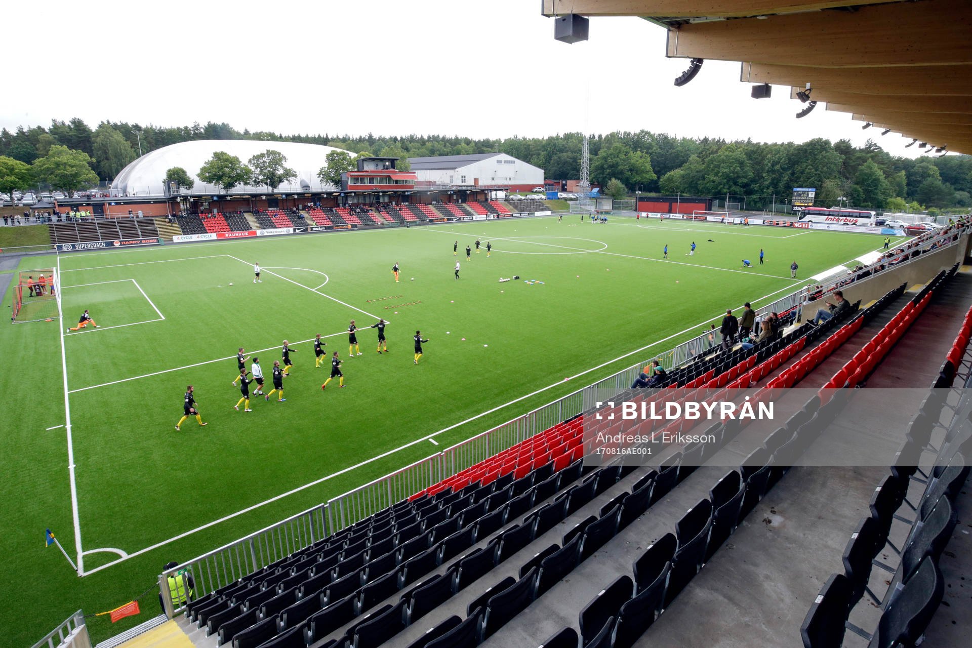 Spelarna värmer upp