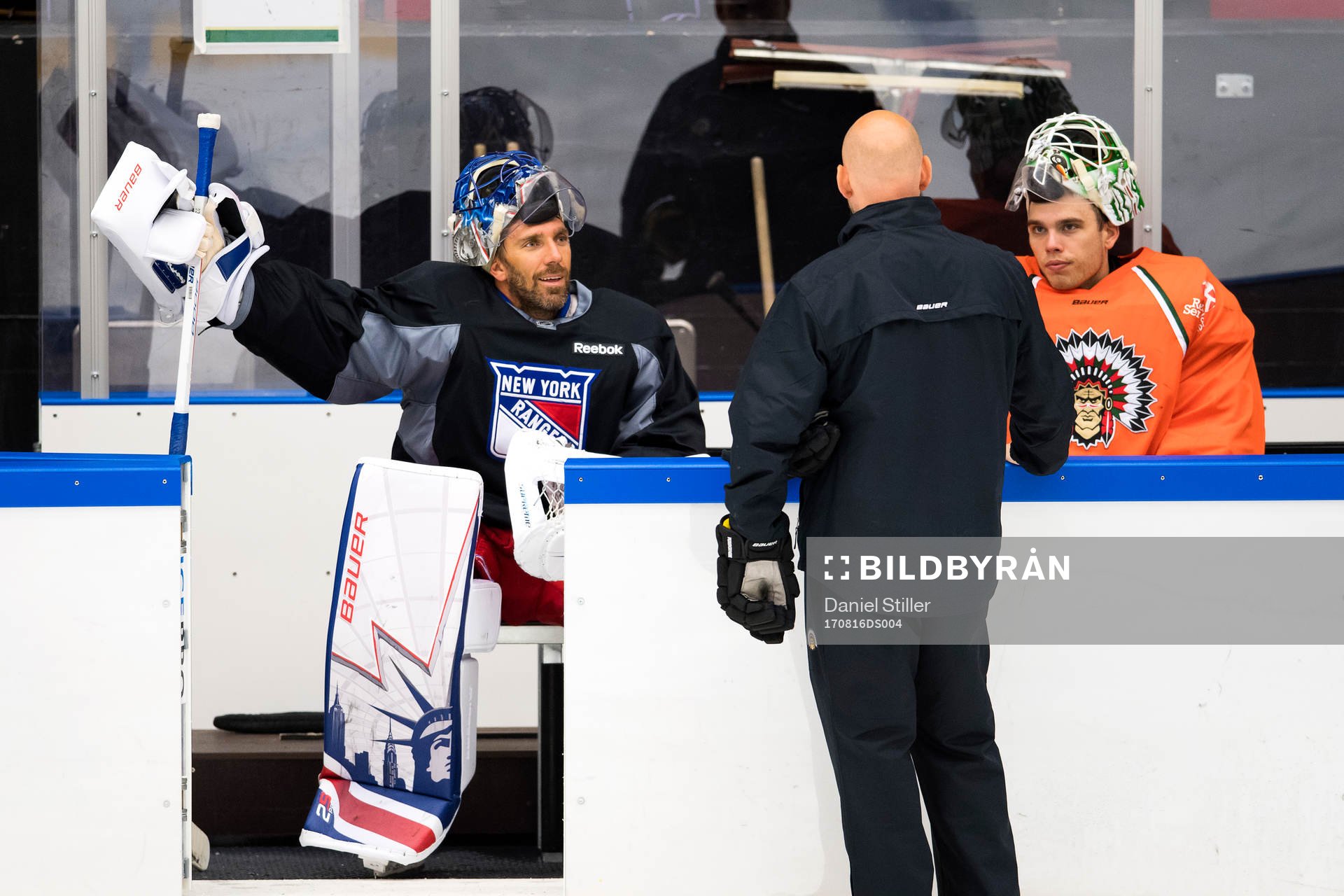 Målvakterna Henrik Lundqvist och Johan Gustafsson