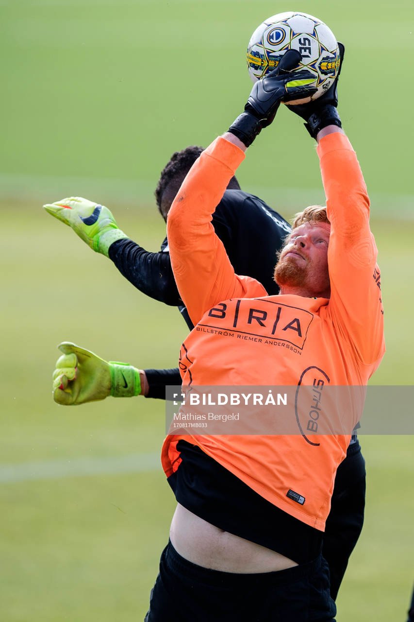 Häckens målvakt Christoffer Källqvist