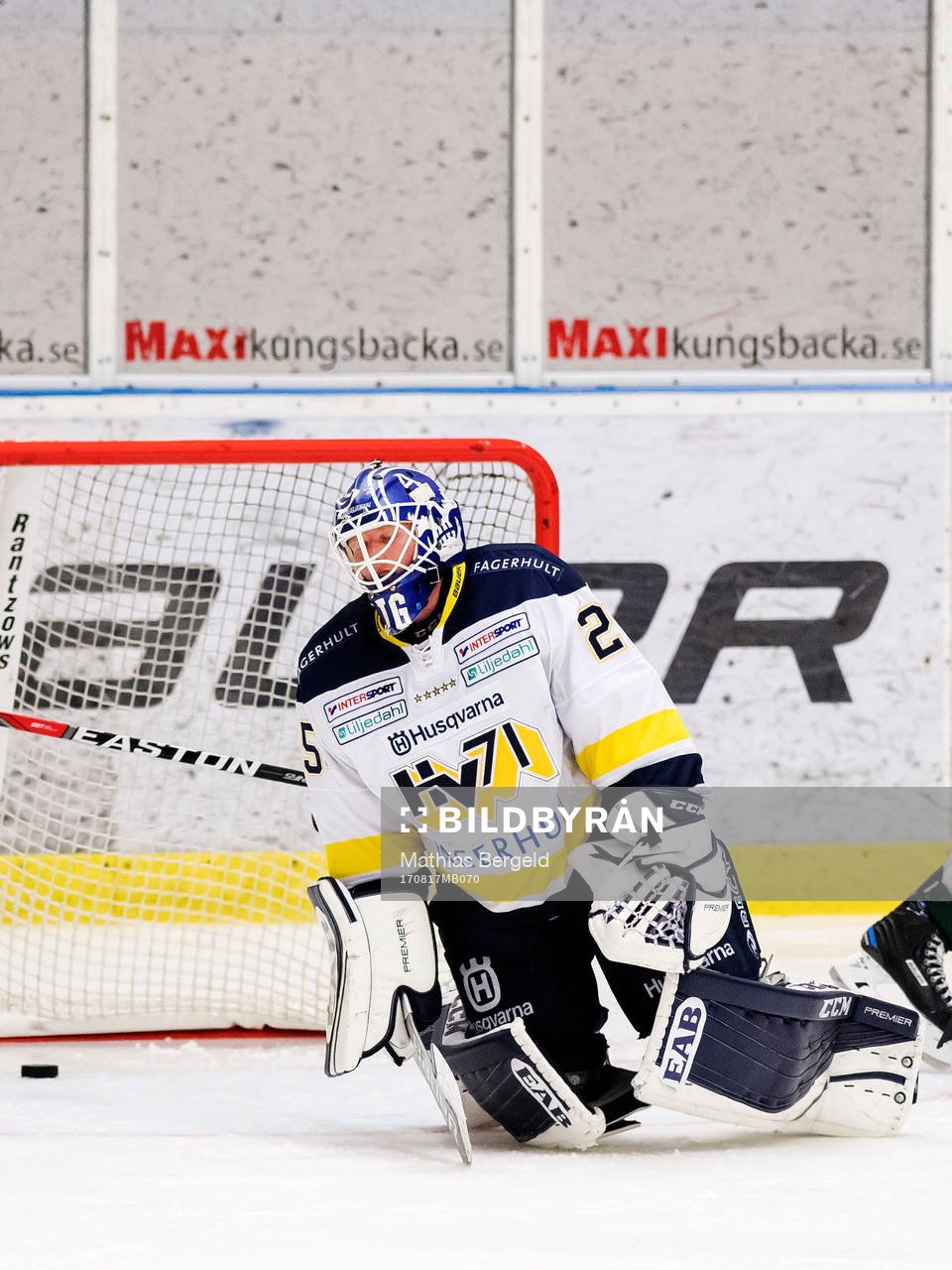 s målvakt Jonas Gunnarsson deppar