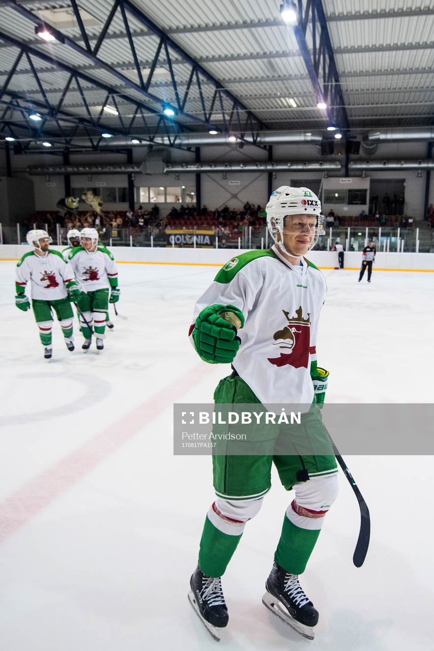 Rögles Jesper Williamsson jublar