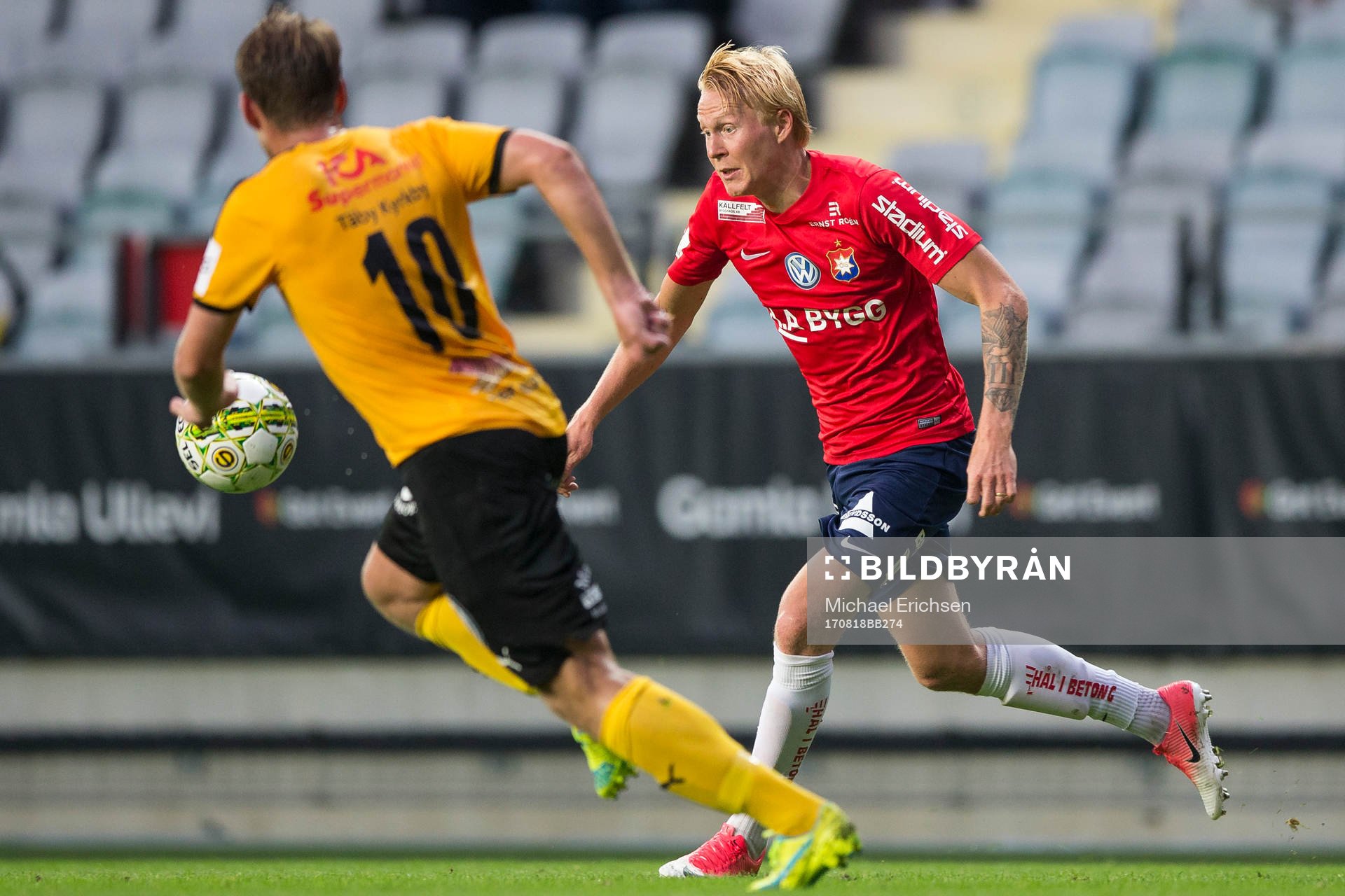 Örgrytes Sebastian Carlsén mot Frejs Joakim Runnemo
