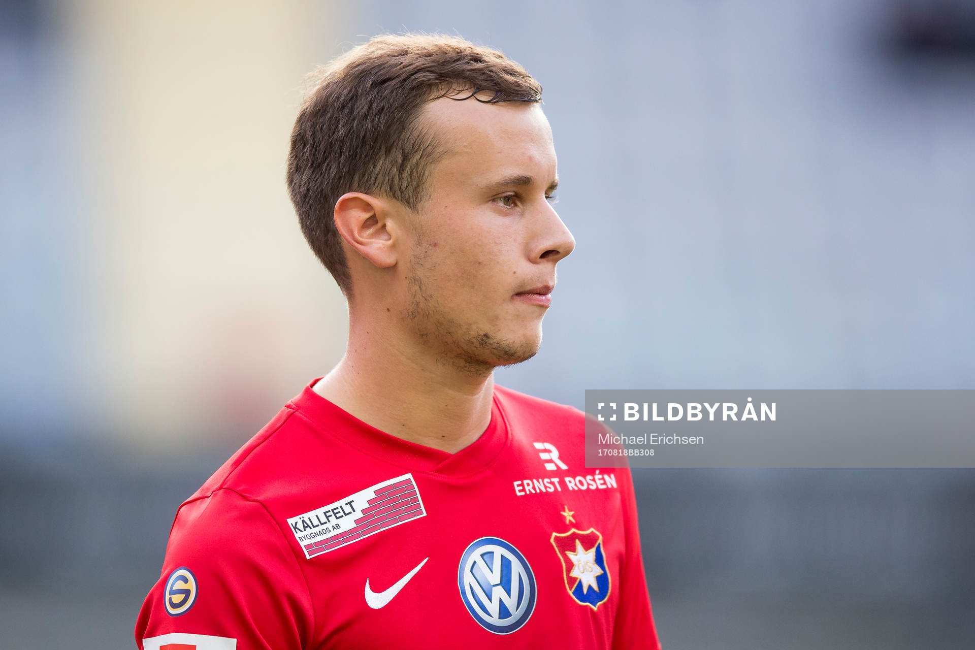 Örgrytes Jacob Ericsson på line up innan fotbollsmatchen