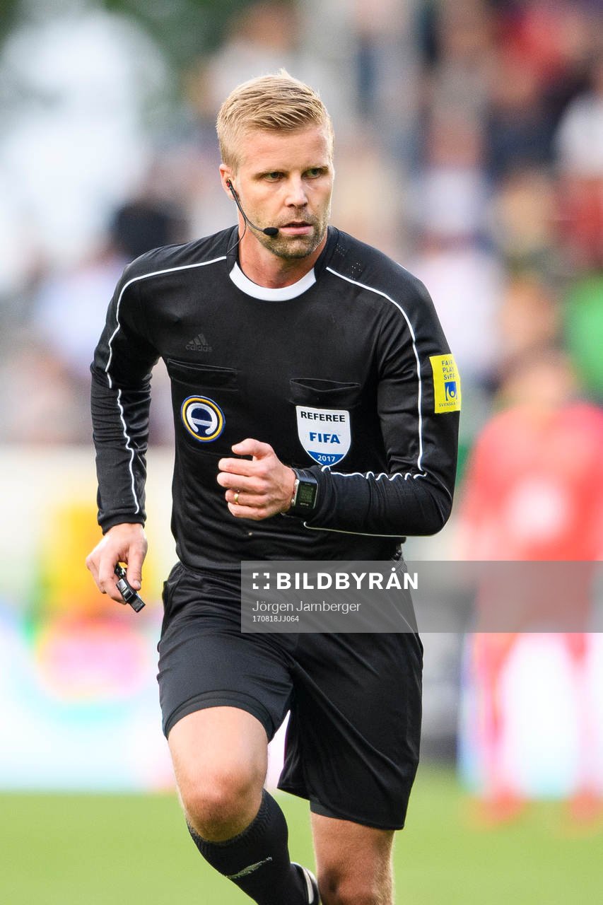 Domaren Glenn Nyberg