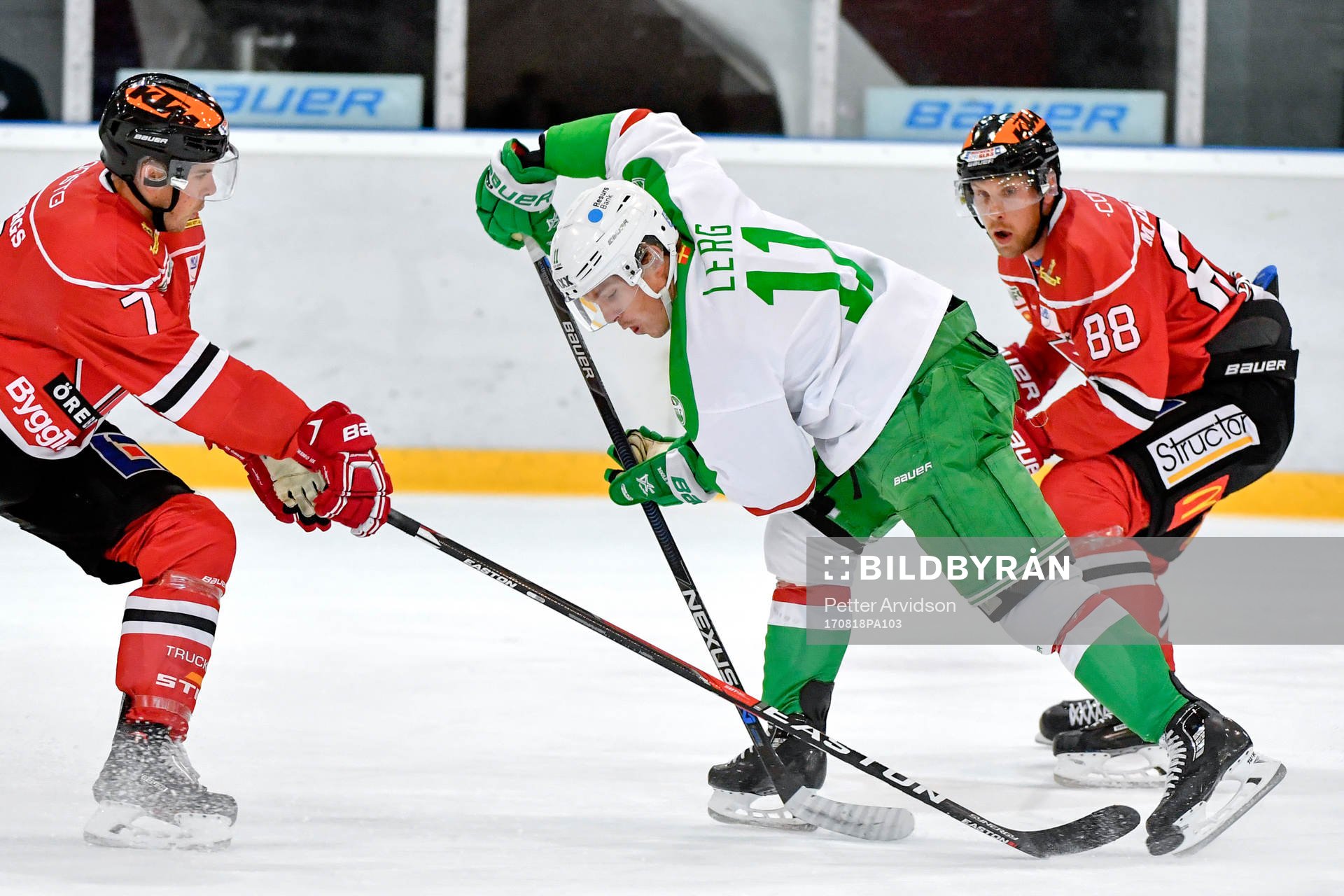 Rögles Bryan Lerg och Örebros Alexander Hellström och