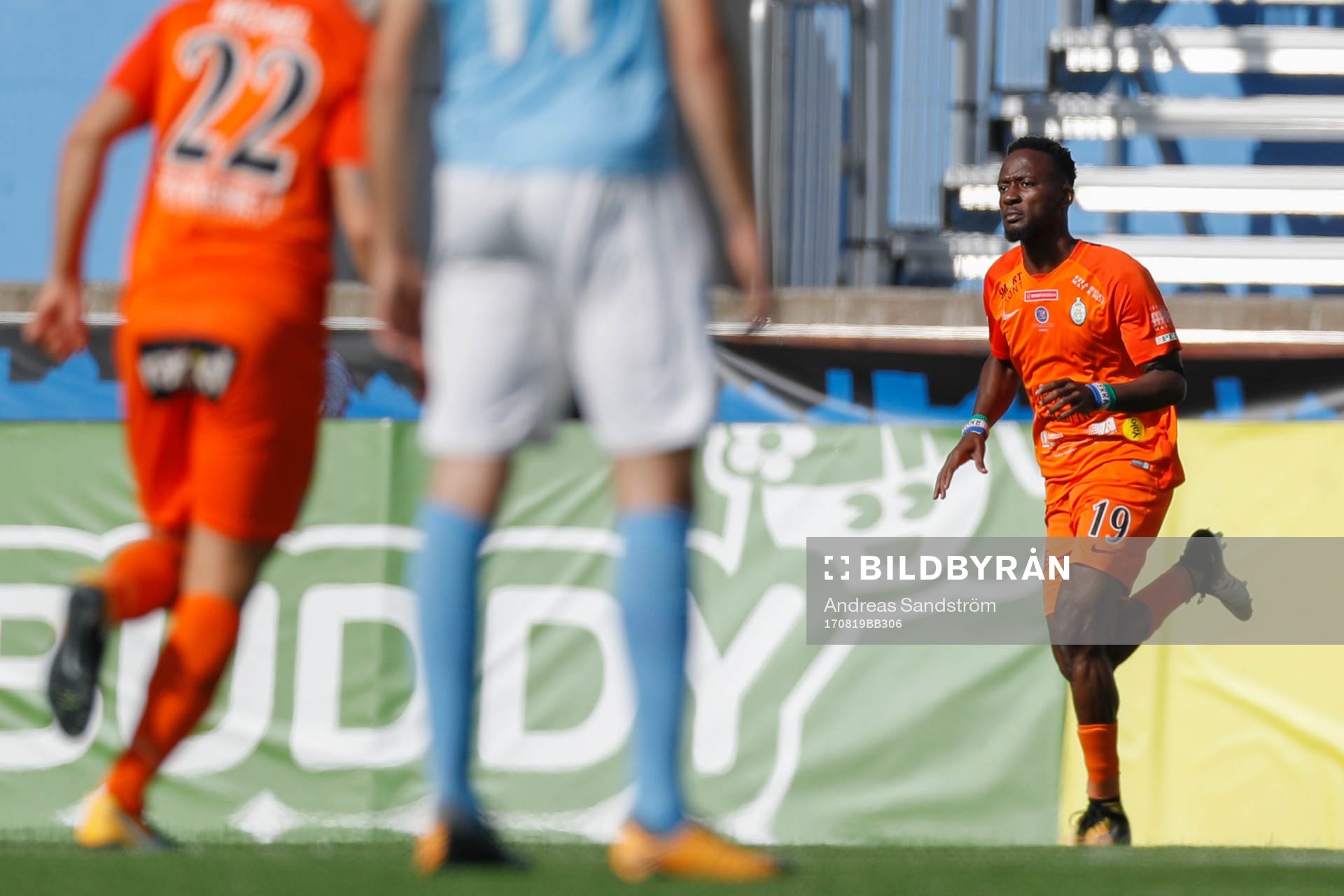 AFC Eskilstunas Mohamed Buya Turay jublar