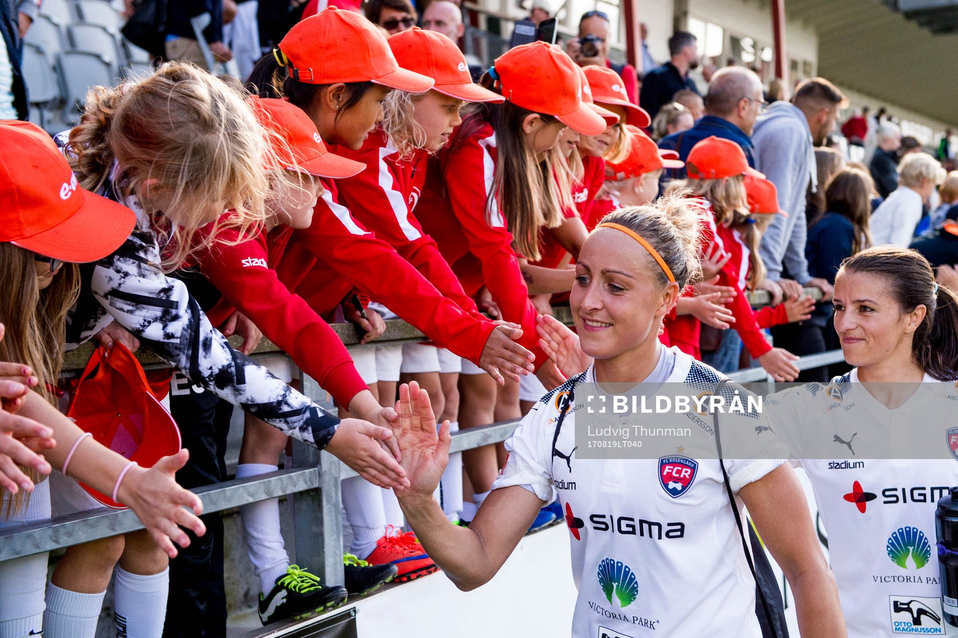 Rosengårds Sanne Troelsgaard Nielsen tackar publiken