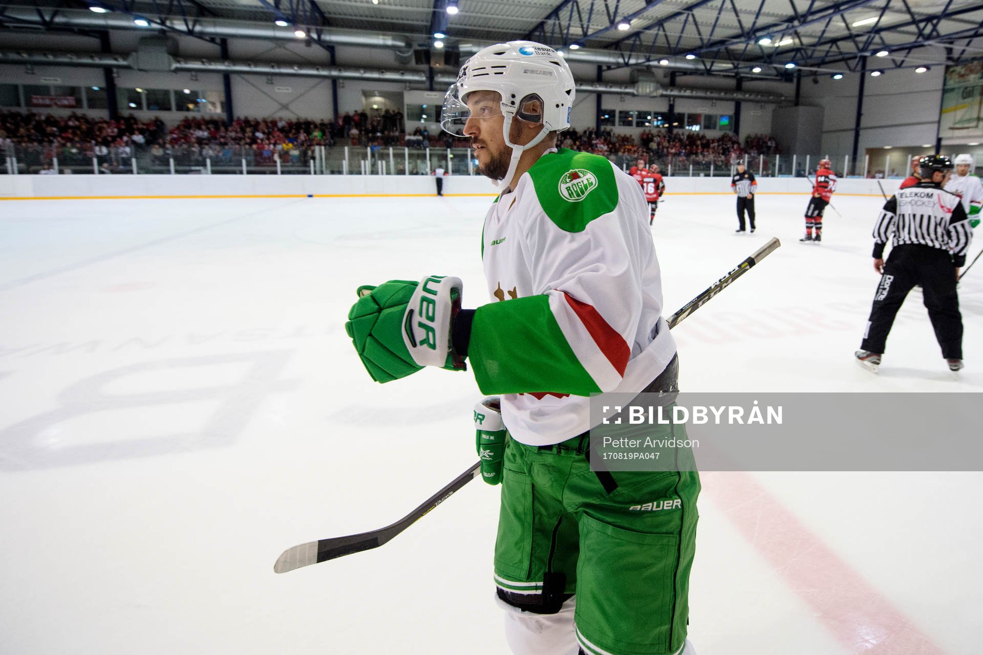 Rögles Juhamatti Aaltonen jublar