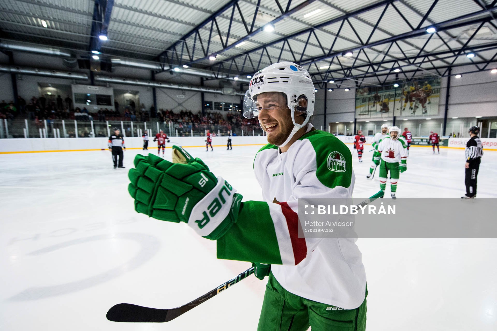 Rögles Sebastian Collberg jublar