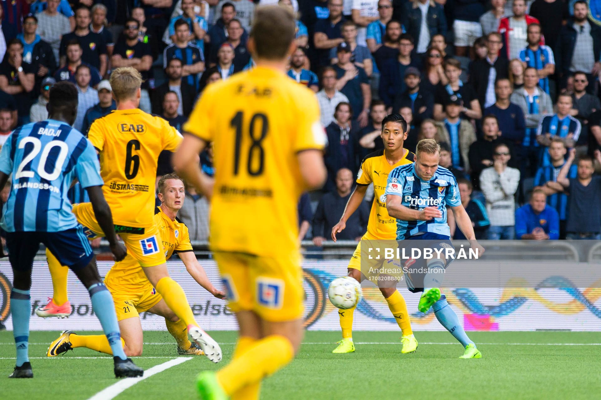 Djurgårdens Gustav Engvall skjuter in 2-1