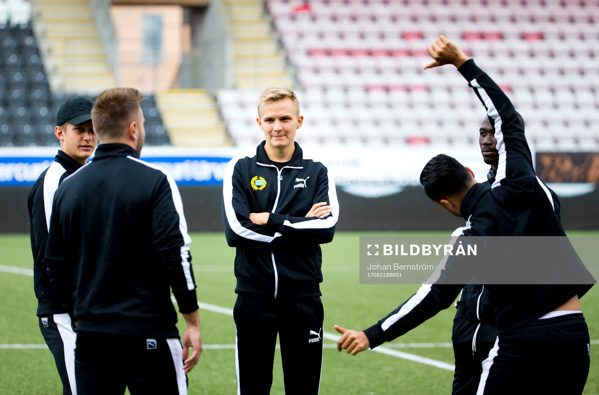 Hammarbys Oscar Krusnell och hans lagkamrater känner på