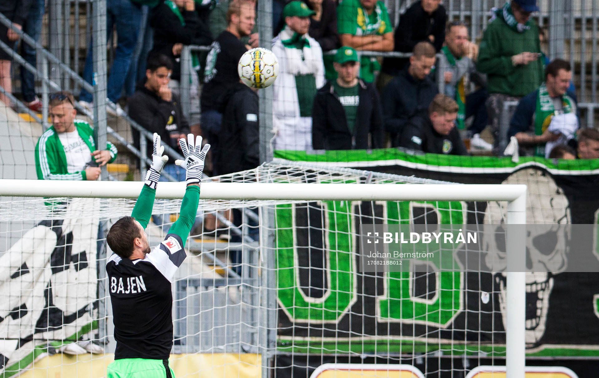 Hammarbys målvakt Johan Wiland