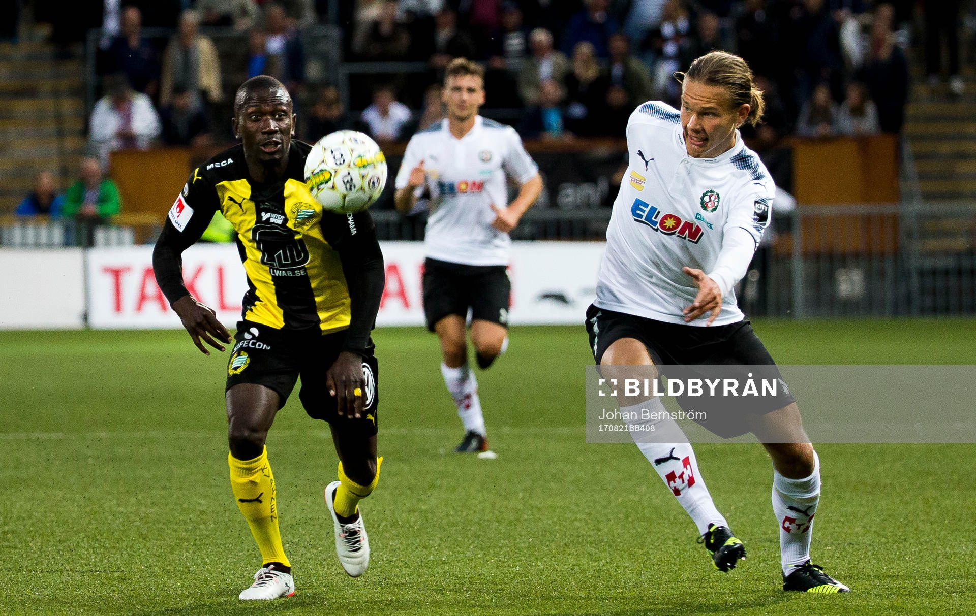 Hammarbys Pa Amat Dibba och Örebros Arvid Brorsson