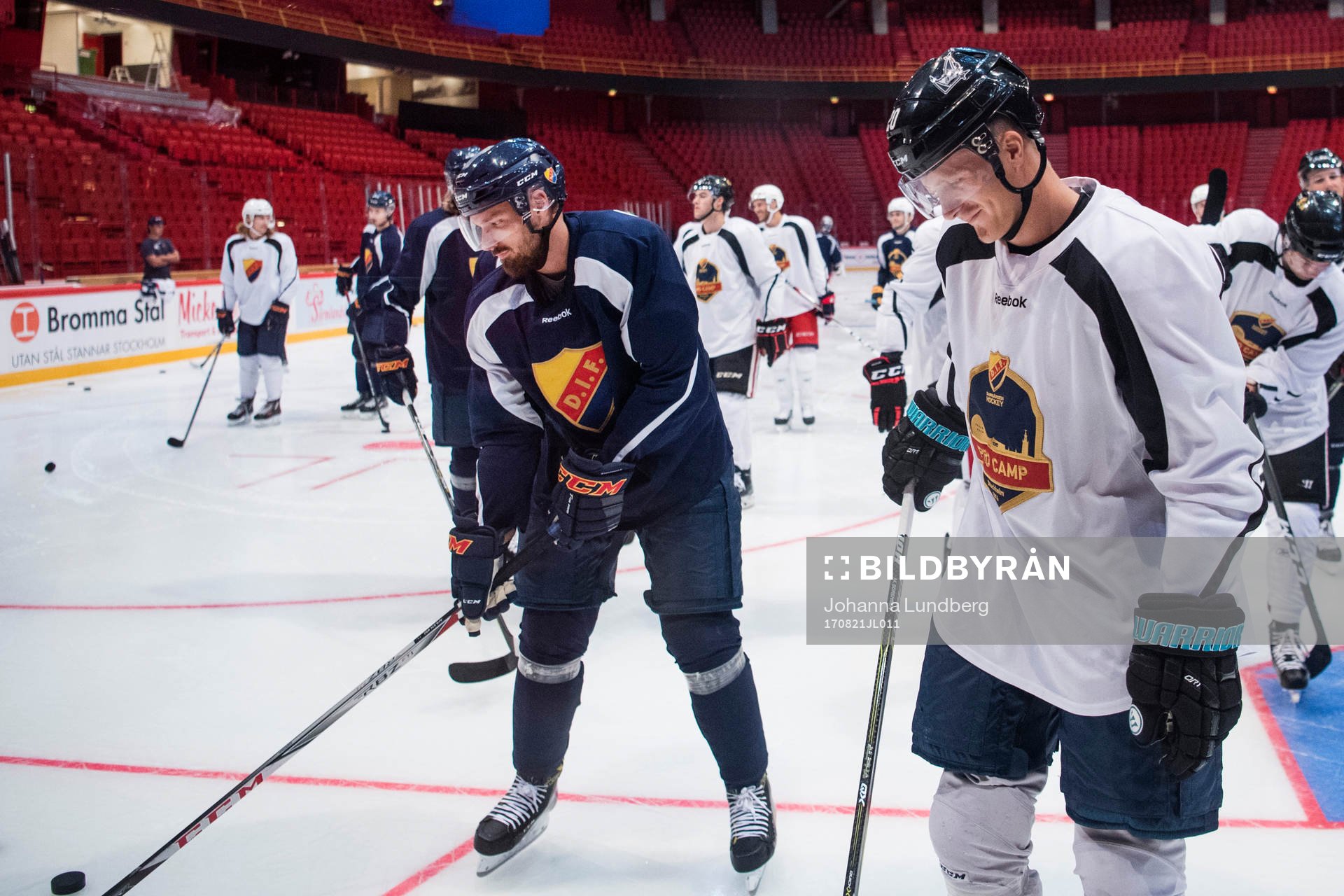 Djurgårdens Mikael Ahlén och San Josés Marcus Sörensen