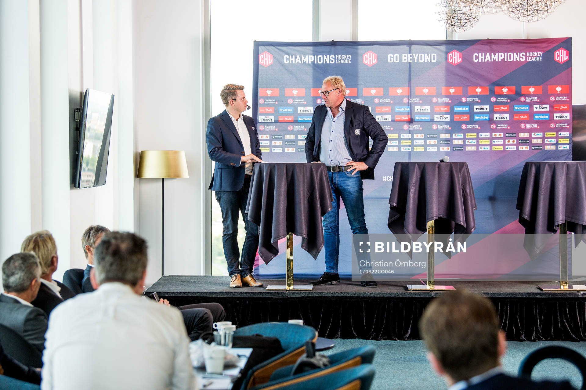Konferencieren Christian Winnberg och Malmö Redhawks