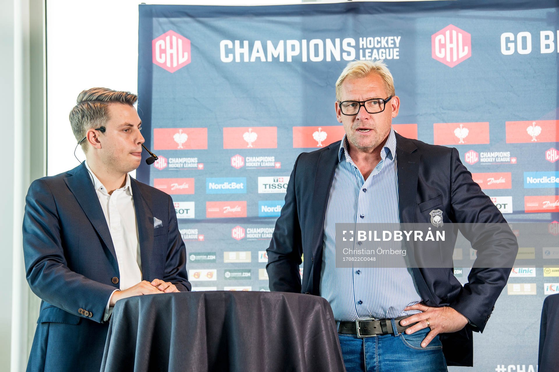 Konferencieren Christian Winnberg och Malmö Redhawks