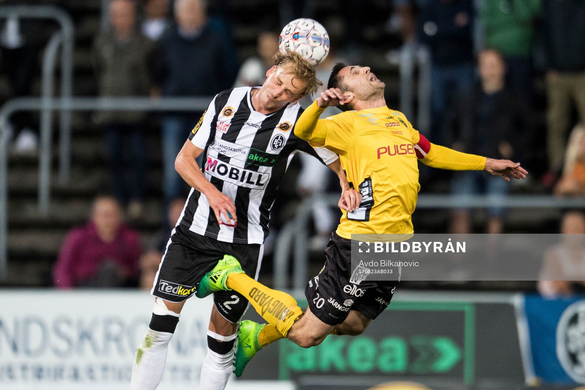Landskronas Viktor Svensson i nickduell mot Elfsborgs Emir
