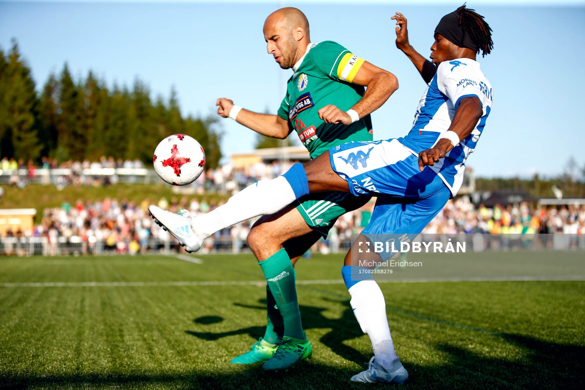 Landskronas Filip Pivkovski och IFK Göteborgs Sam Adekugbe