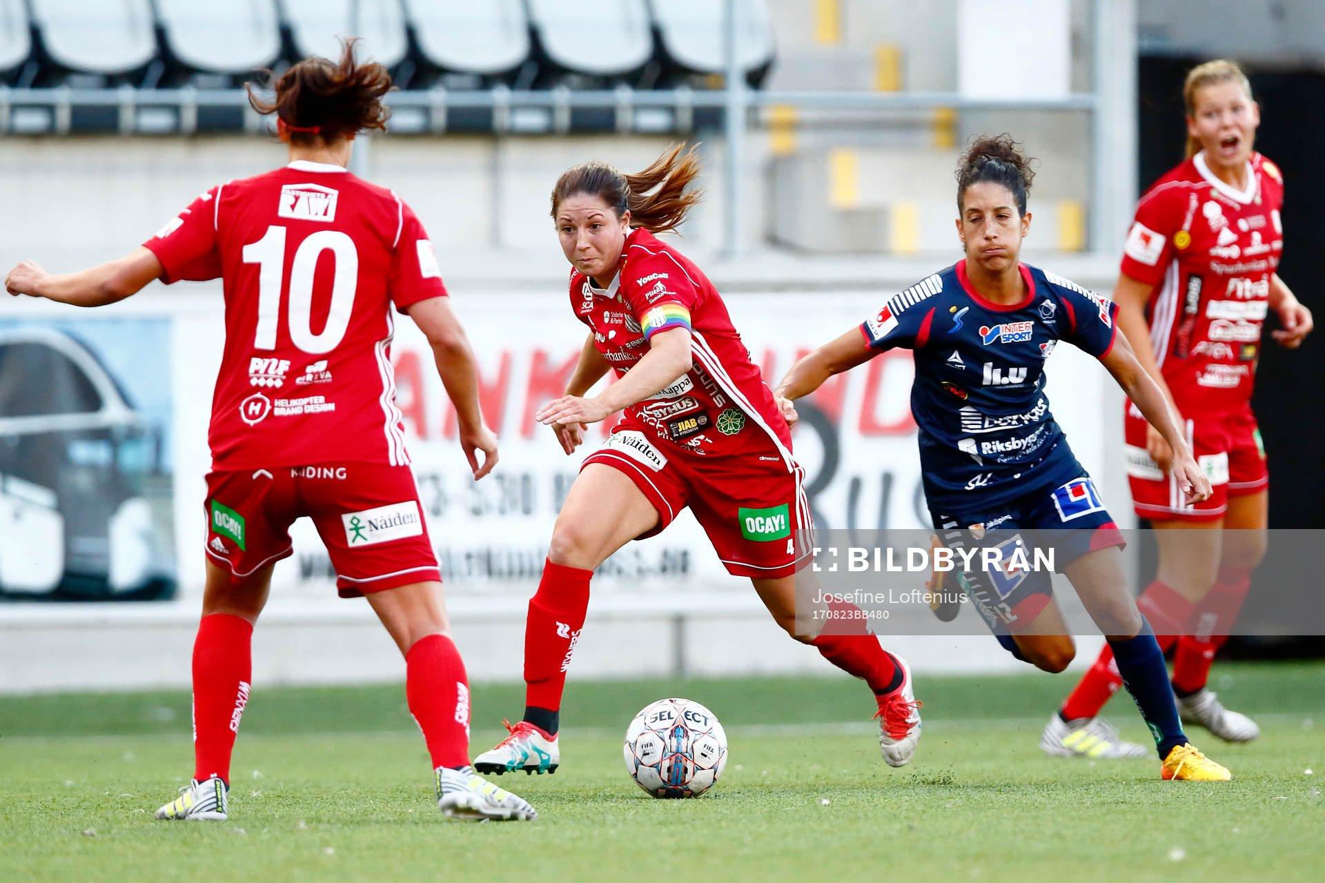 Piteås Josefin Johansson och Linköpings Claudia Neto