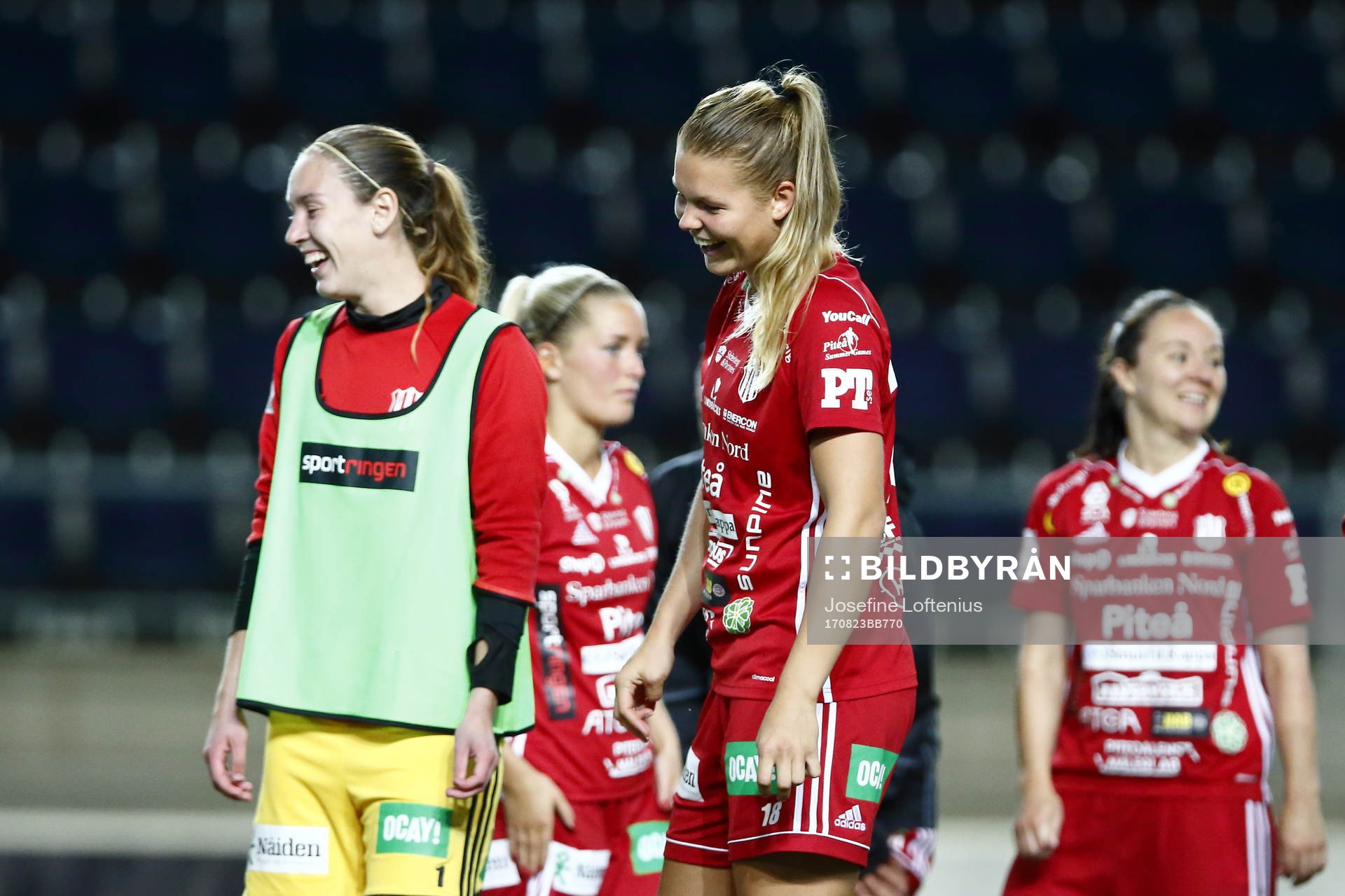 Piteås Nina Jakobsson och Moa Öhman