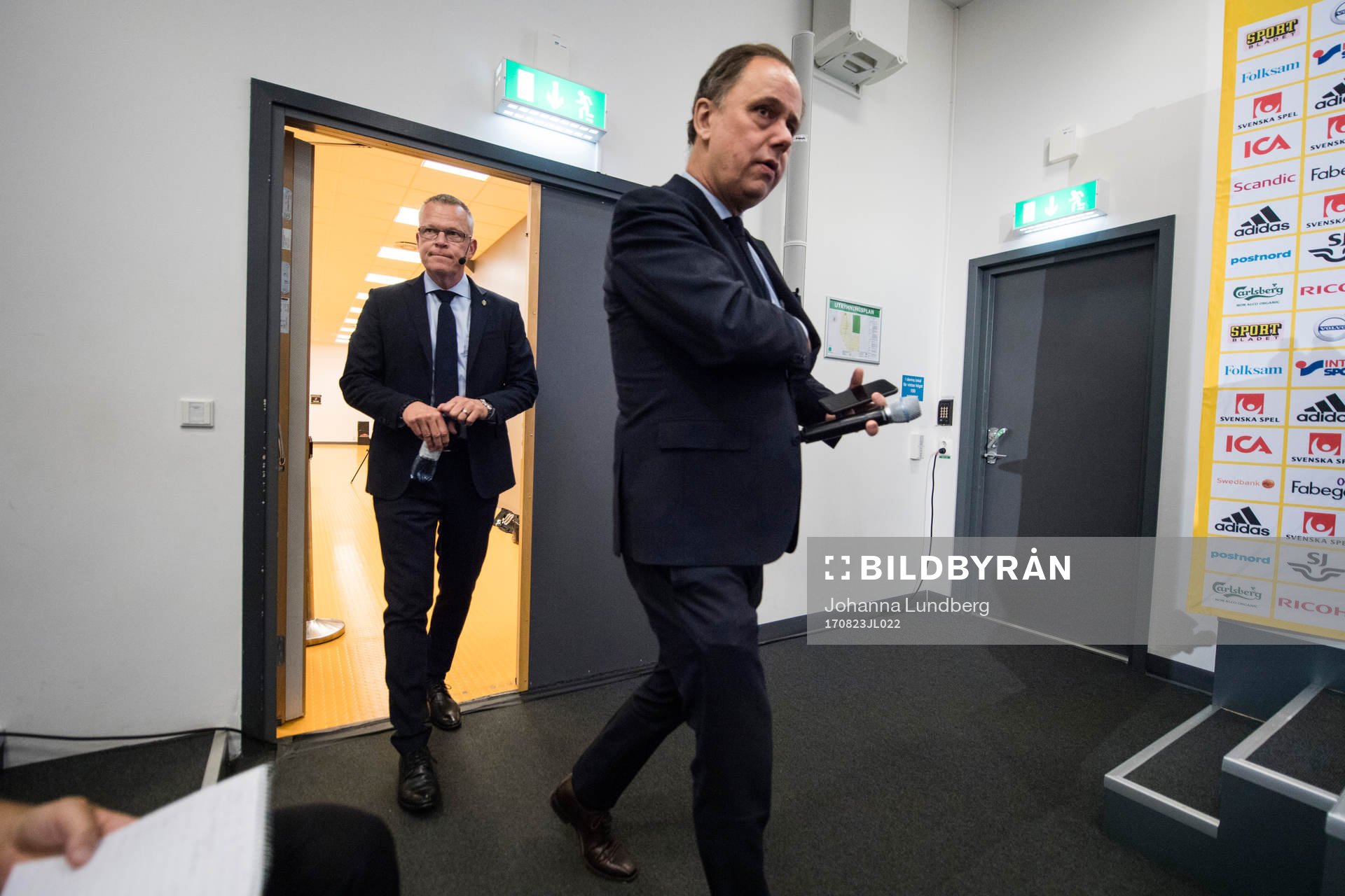 Sveriges förbundskapten Janne Andersson och presschef