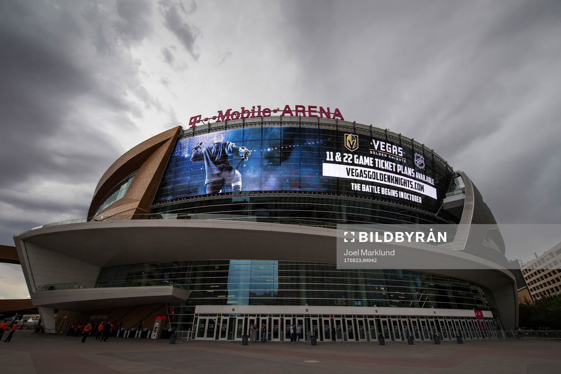 Exteriör av T-Mobile Arena, spelplats för det kommande